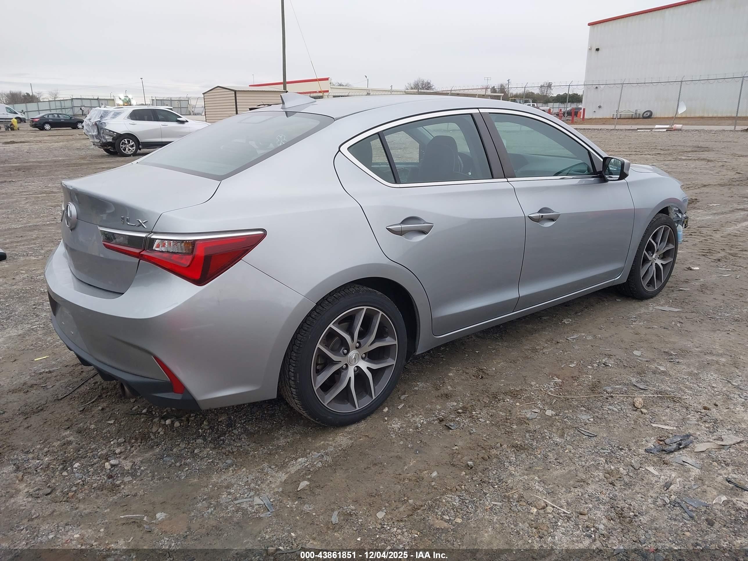 ACURA ILX image 4