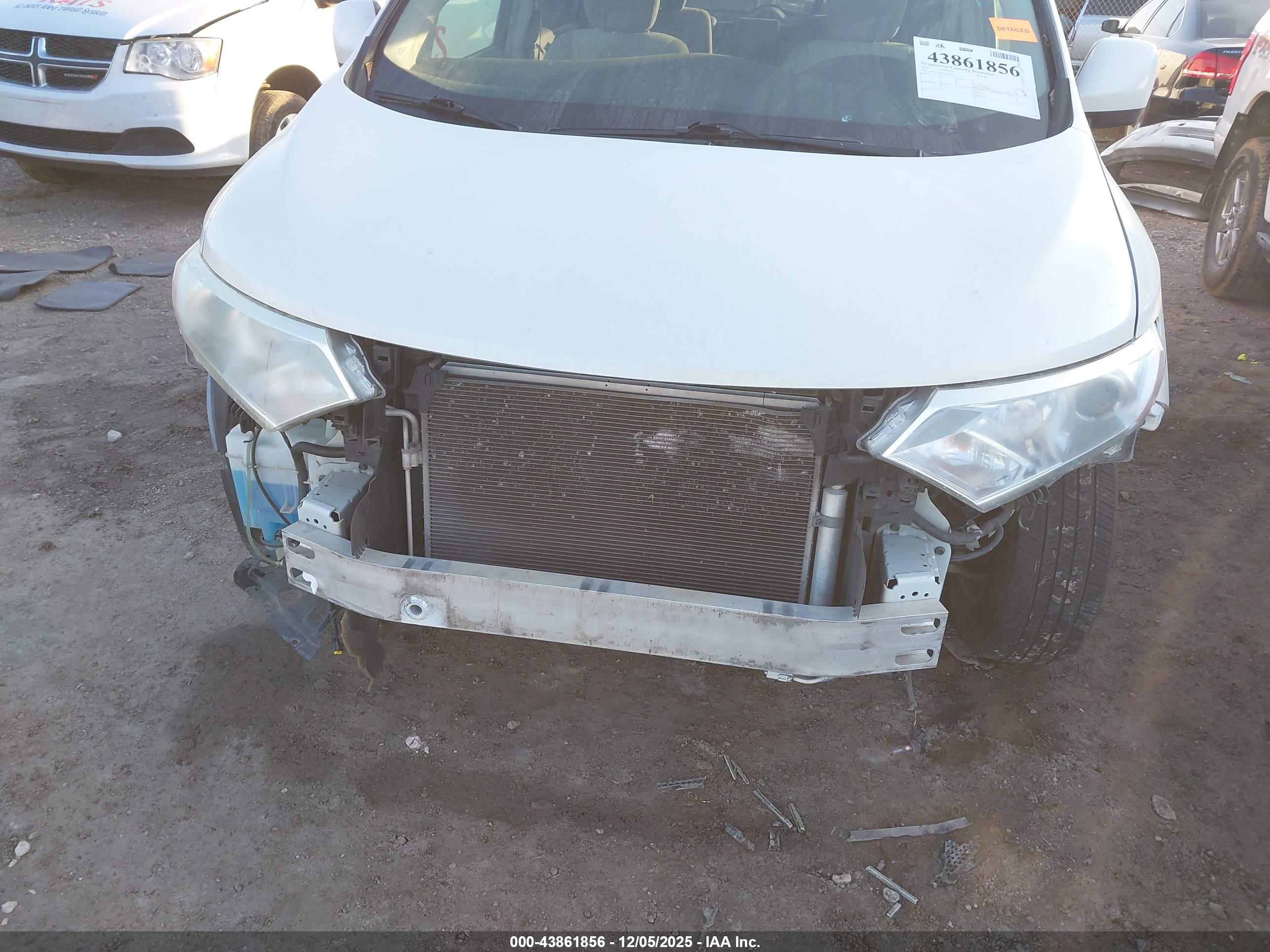 NISSAN QUEST image 6