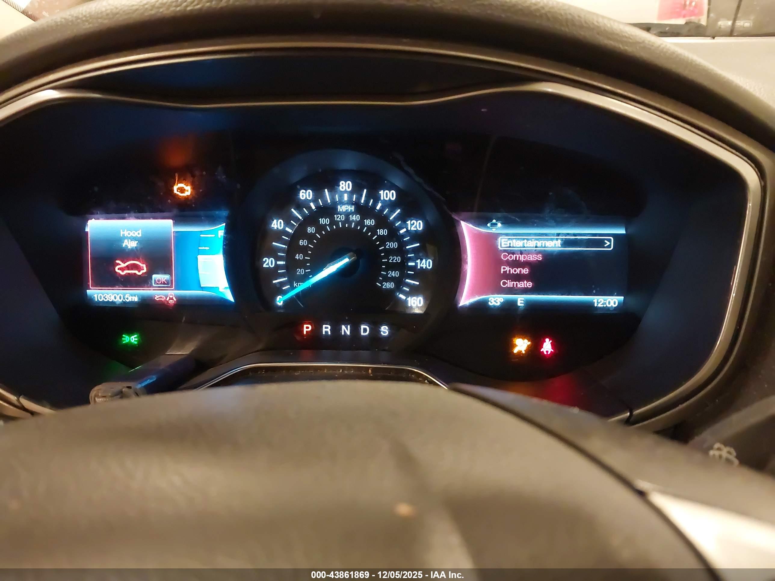 FORD FUSION image 7