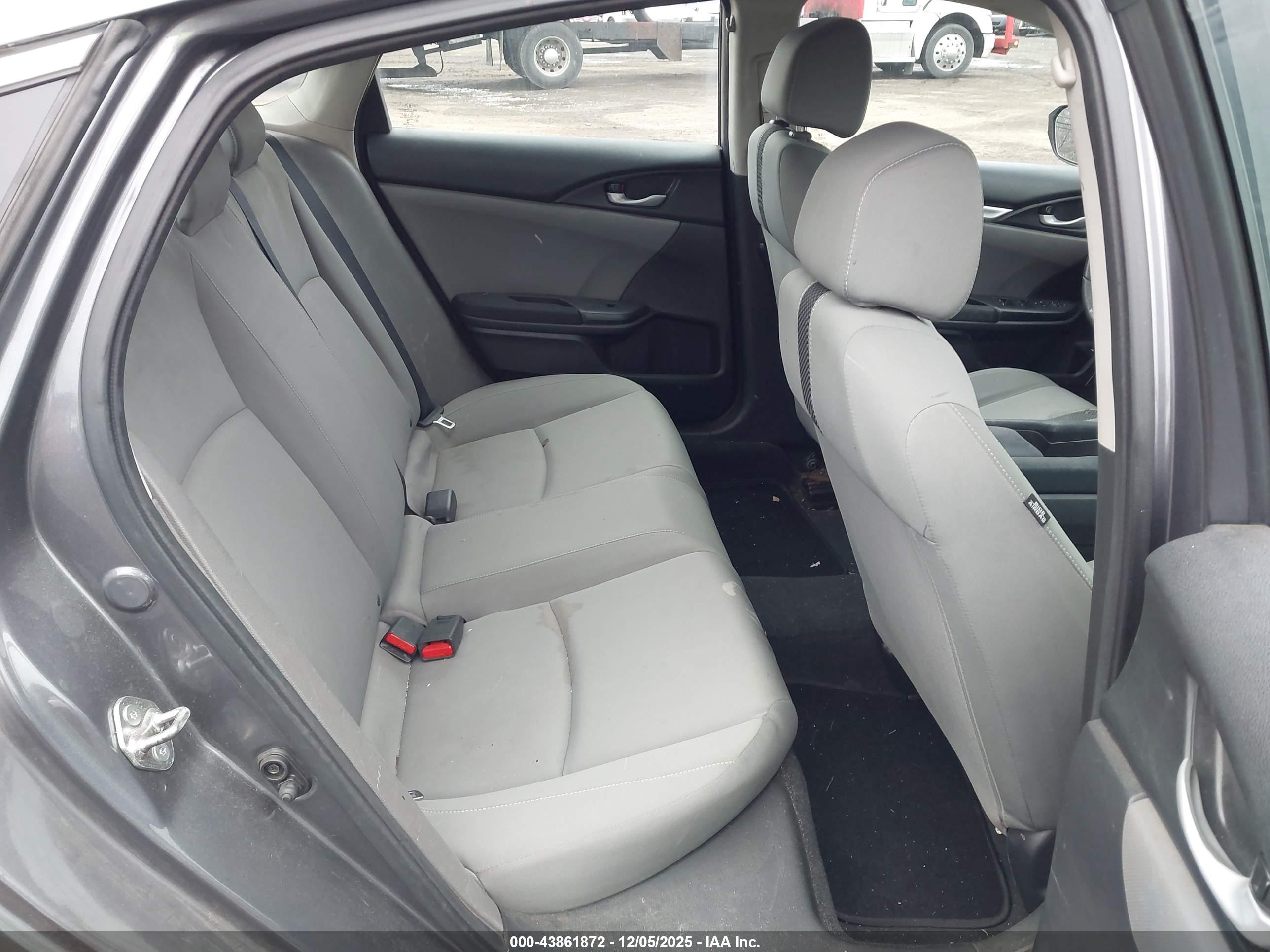 HONDA CIVIC image 8