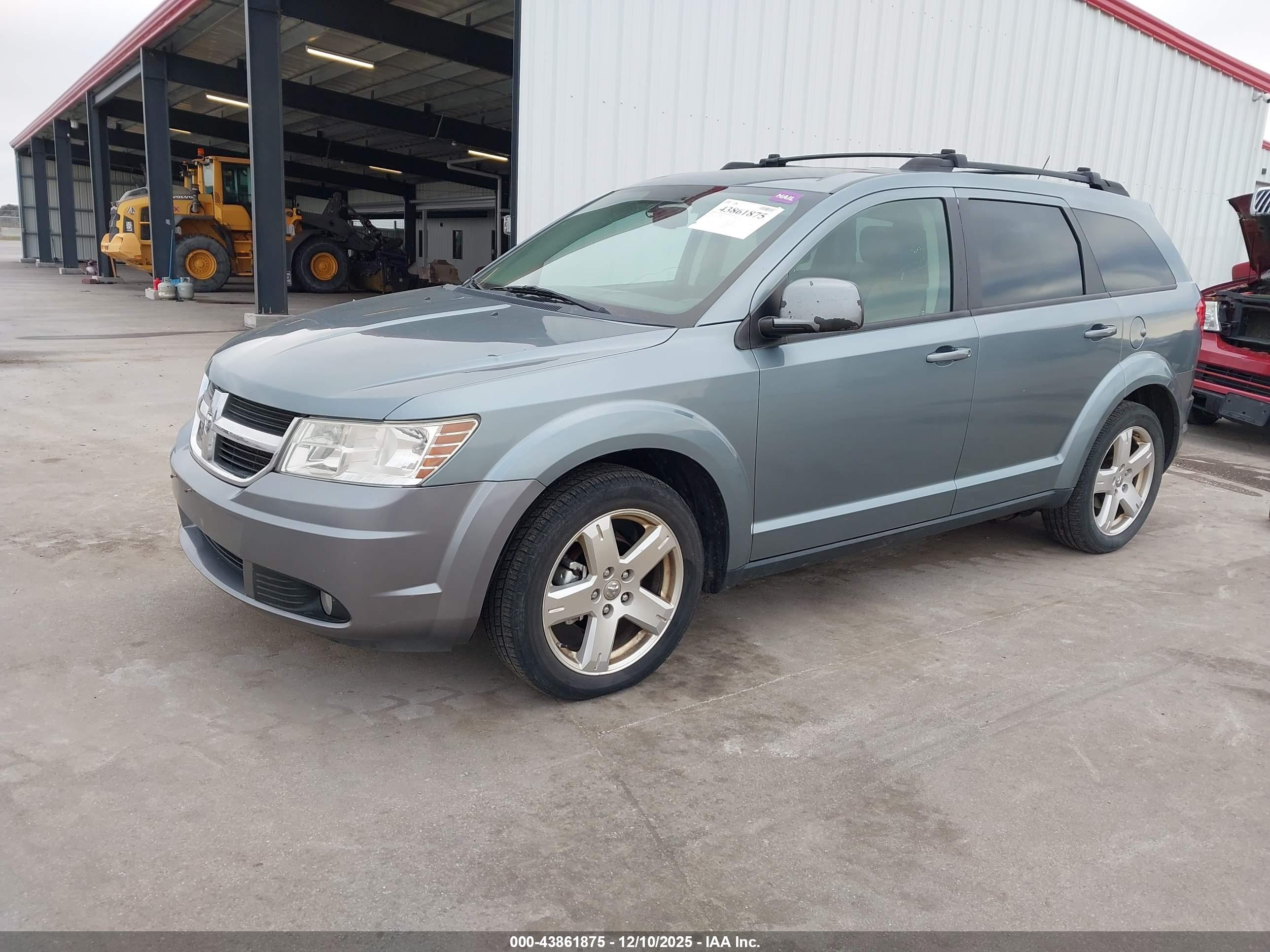 DODGE JOURNEY image 2