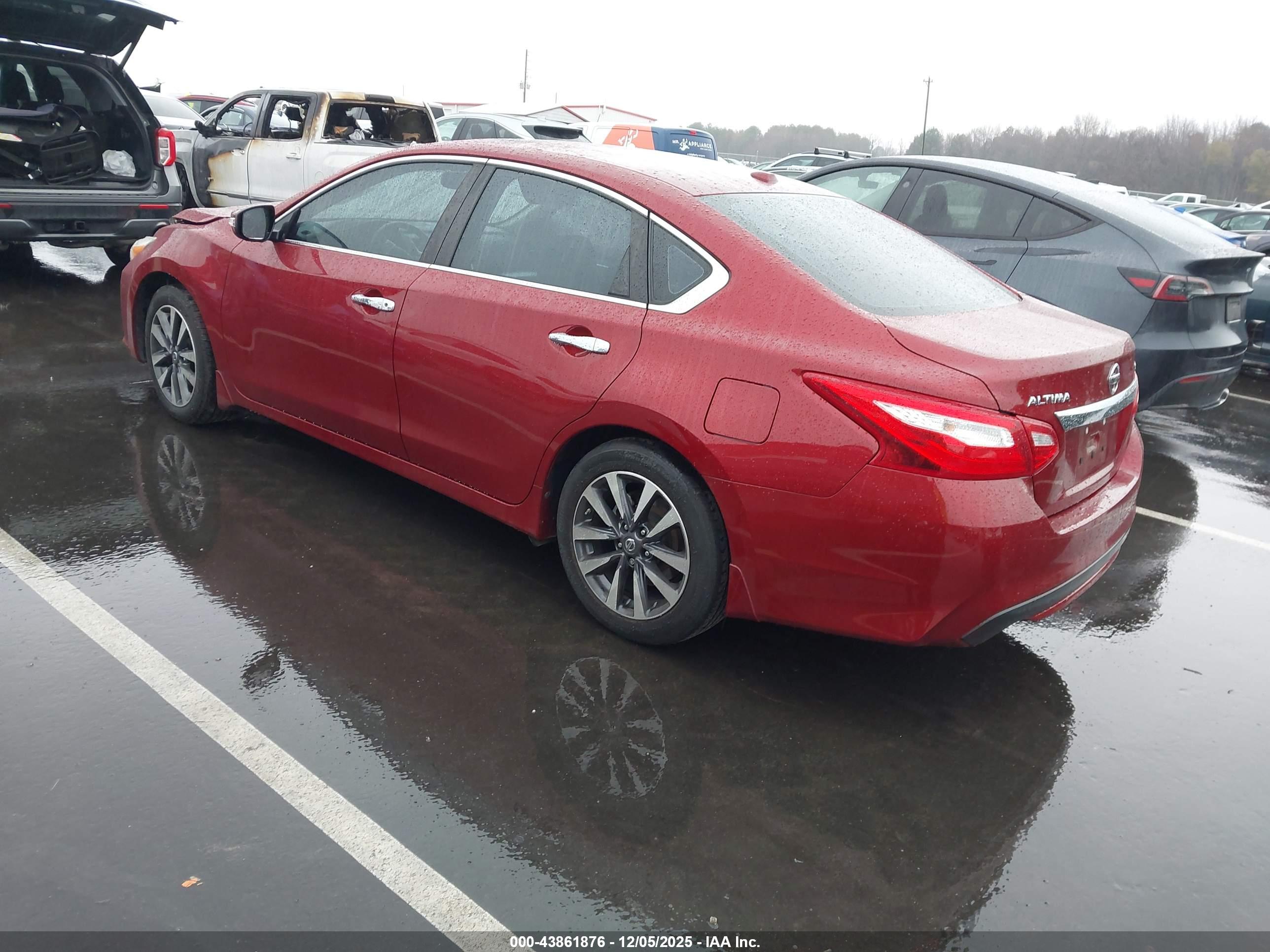 NISSAN ALTIMA image 3