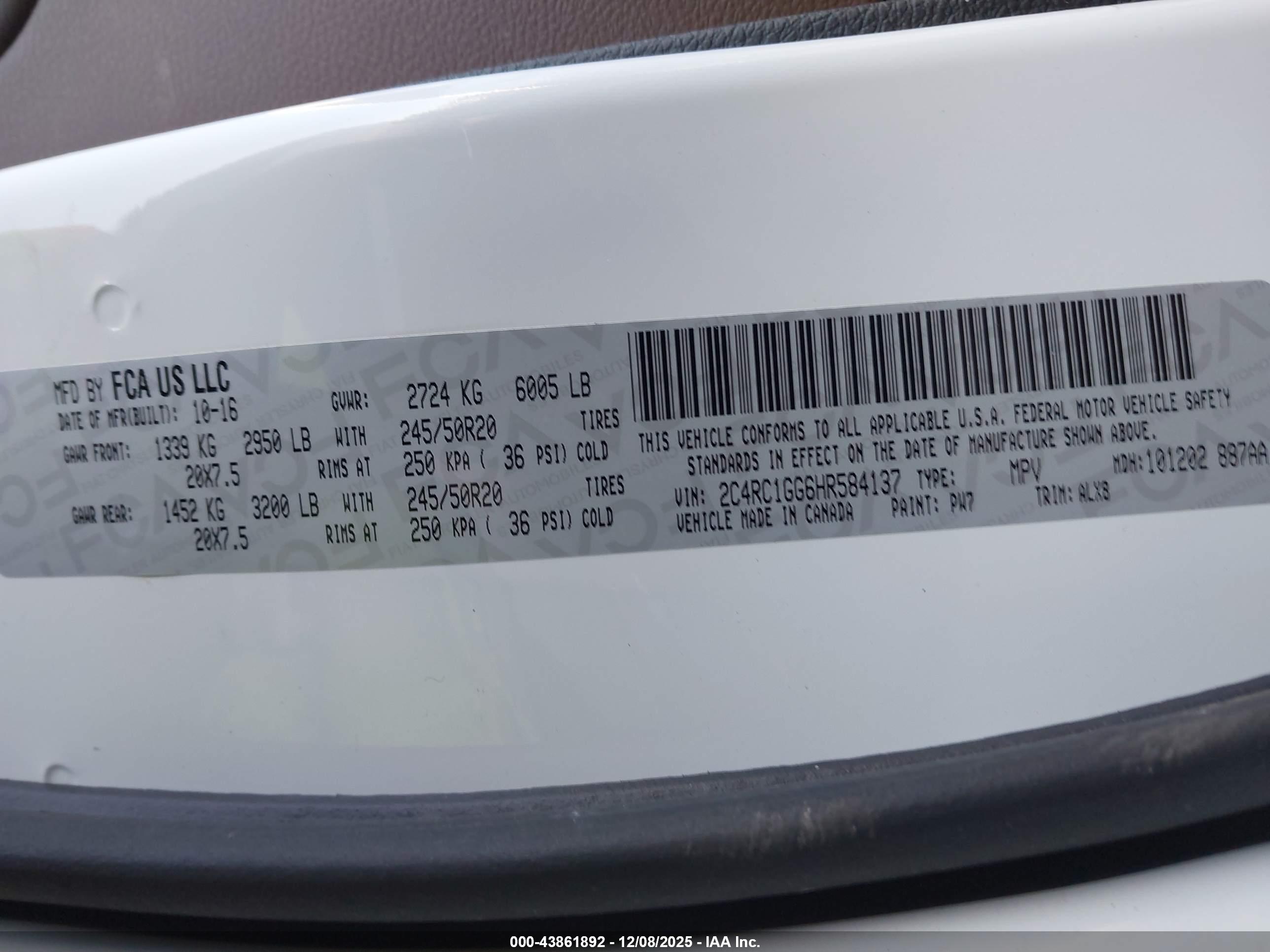 CHRYSLER PACIFICA image 9