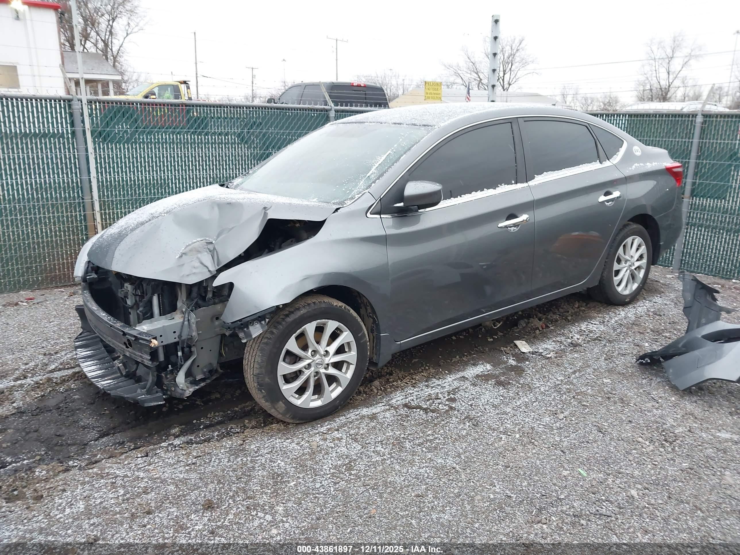 NISSAN SENTRA image 2
