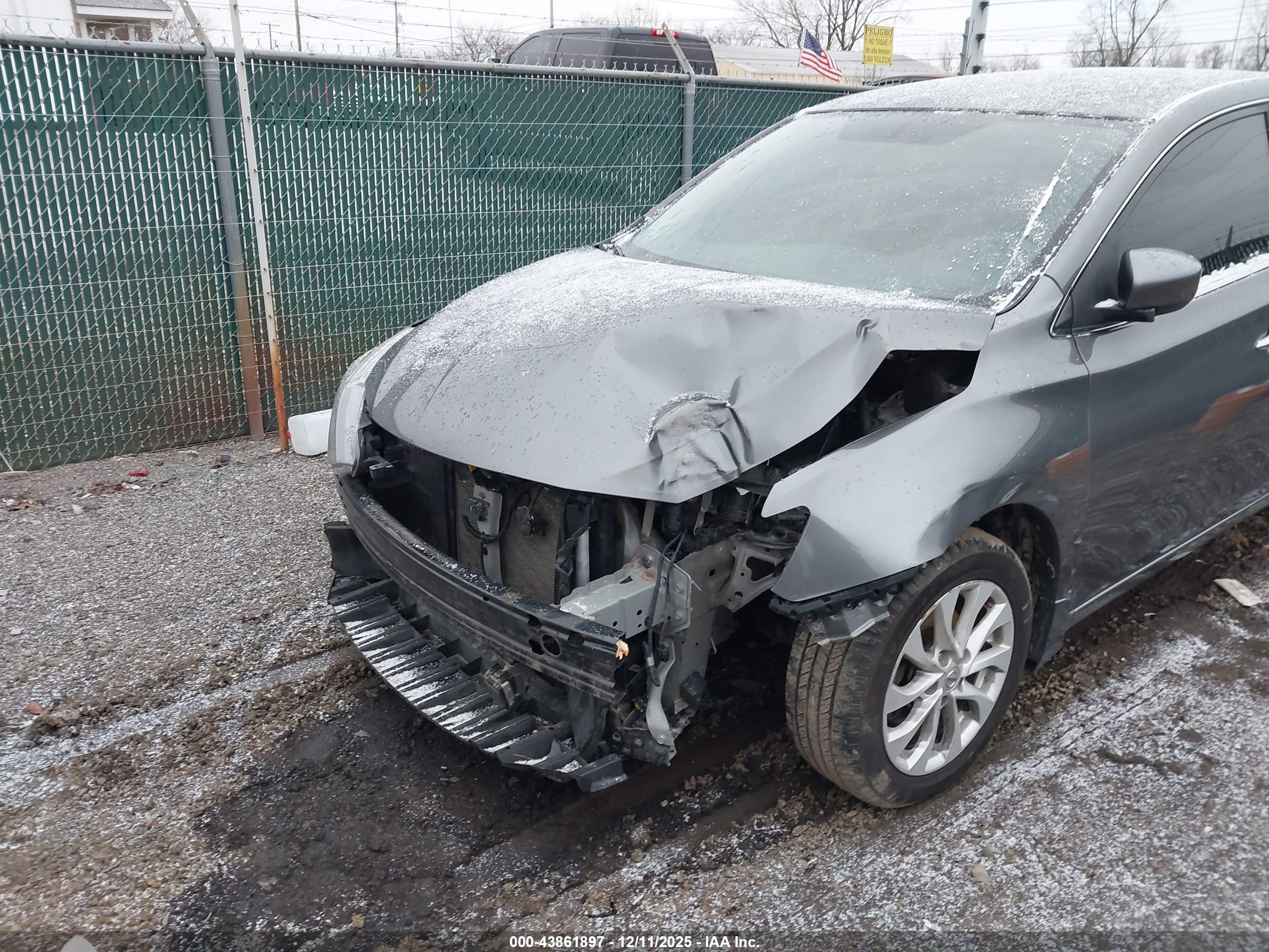 NISSAN SENTRA image 6