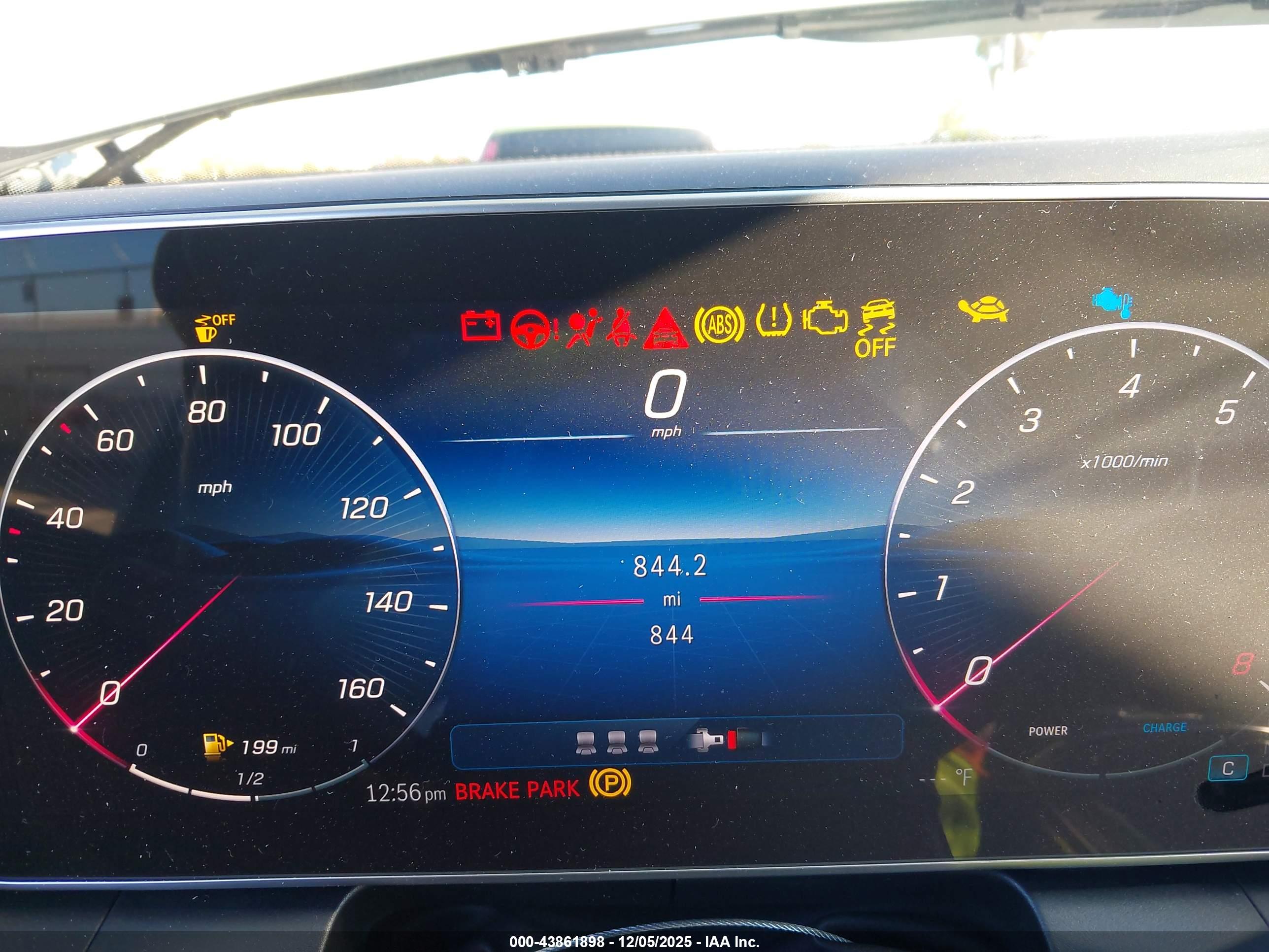 MERCEDES-BENZ GLC image 7