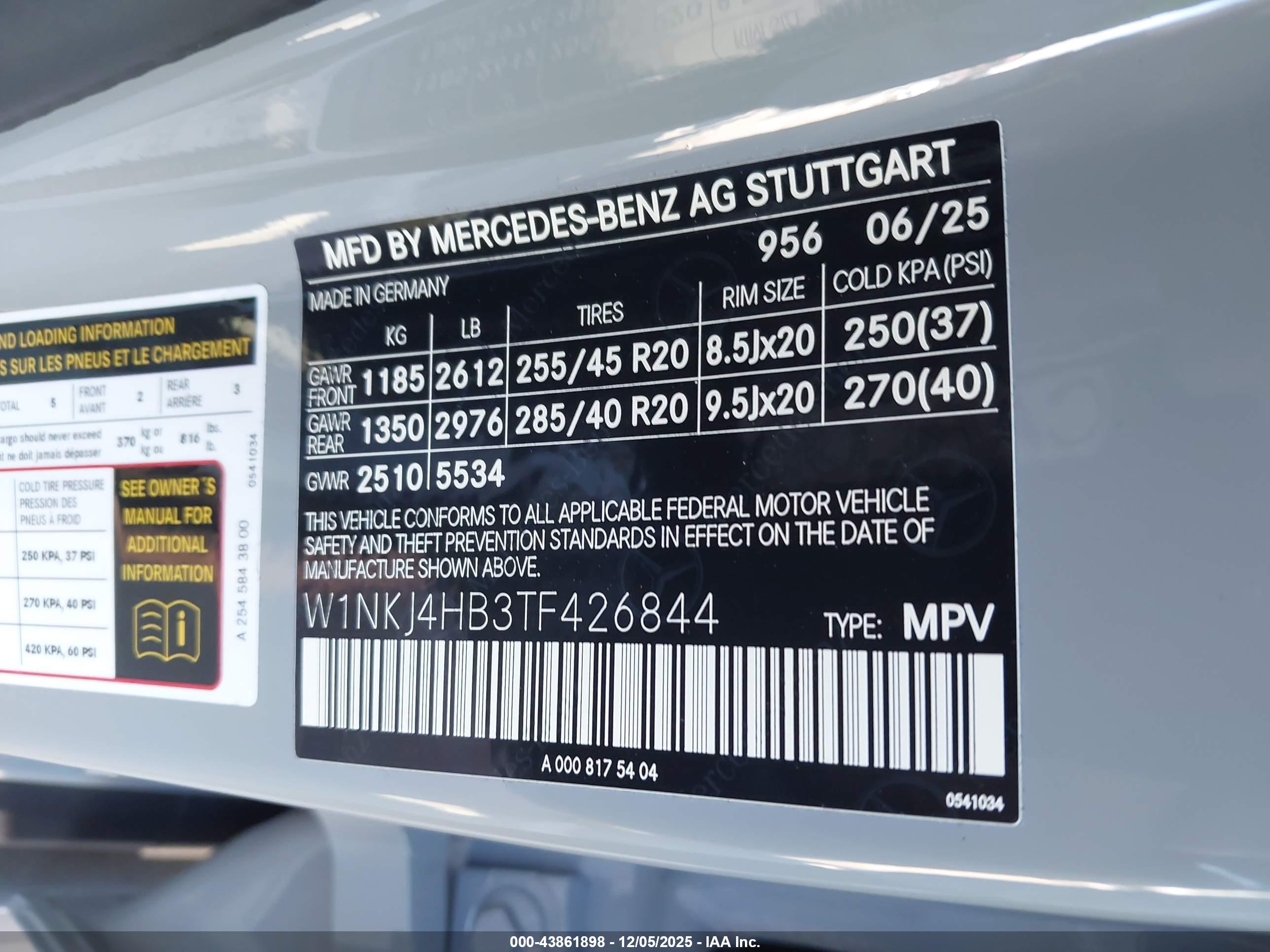 MERCEDES-BENZ GLC image 9