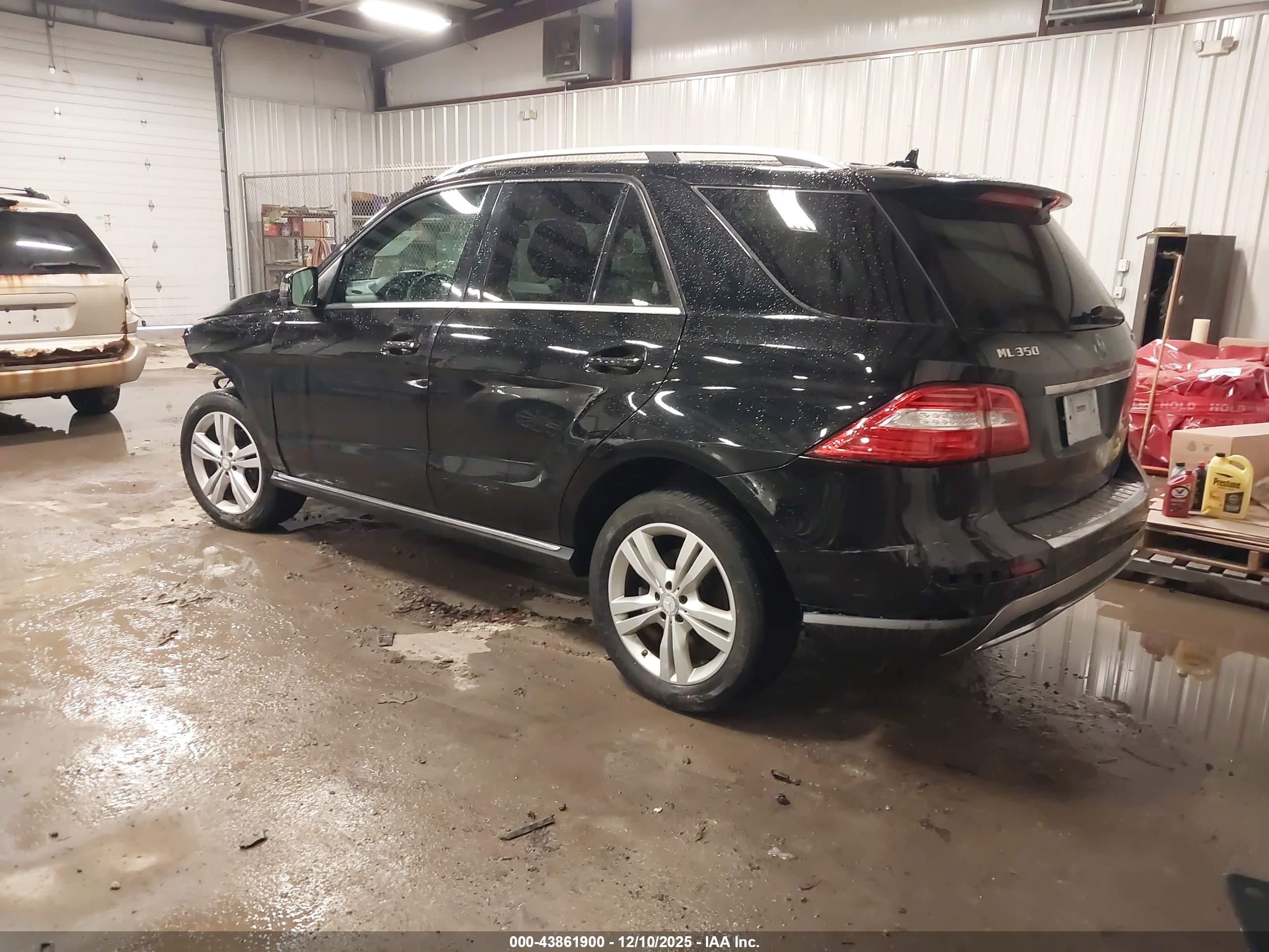 MERCEDES-BENZ ML image 3