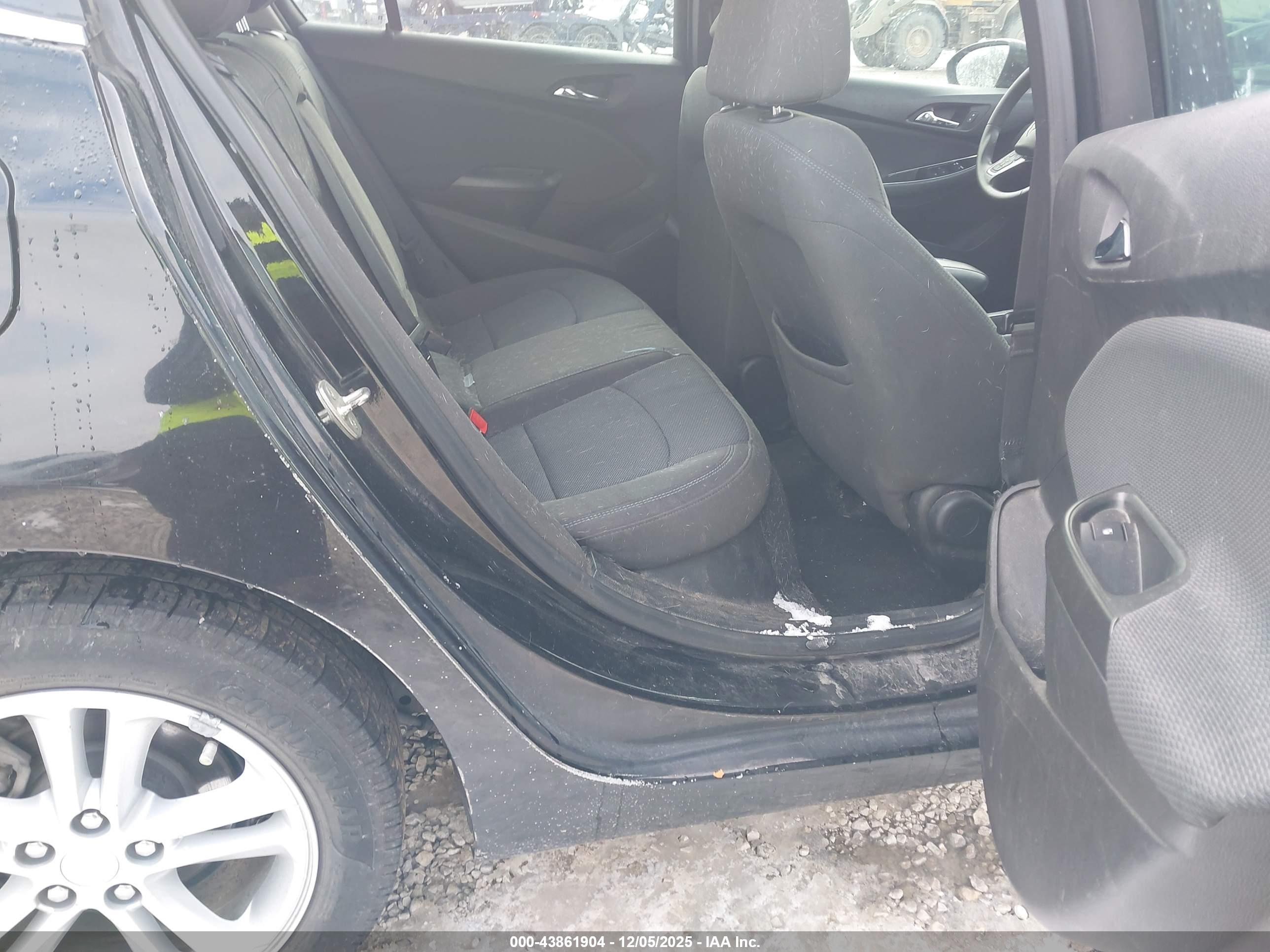CHEVROLET CRUZE image 8
