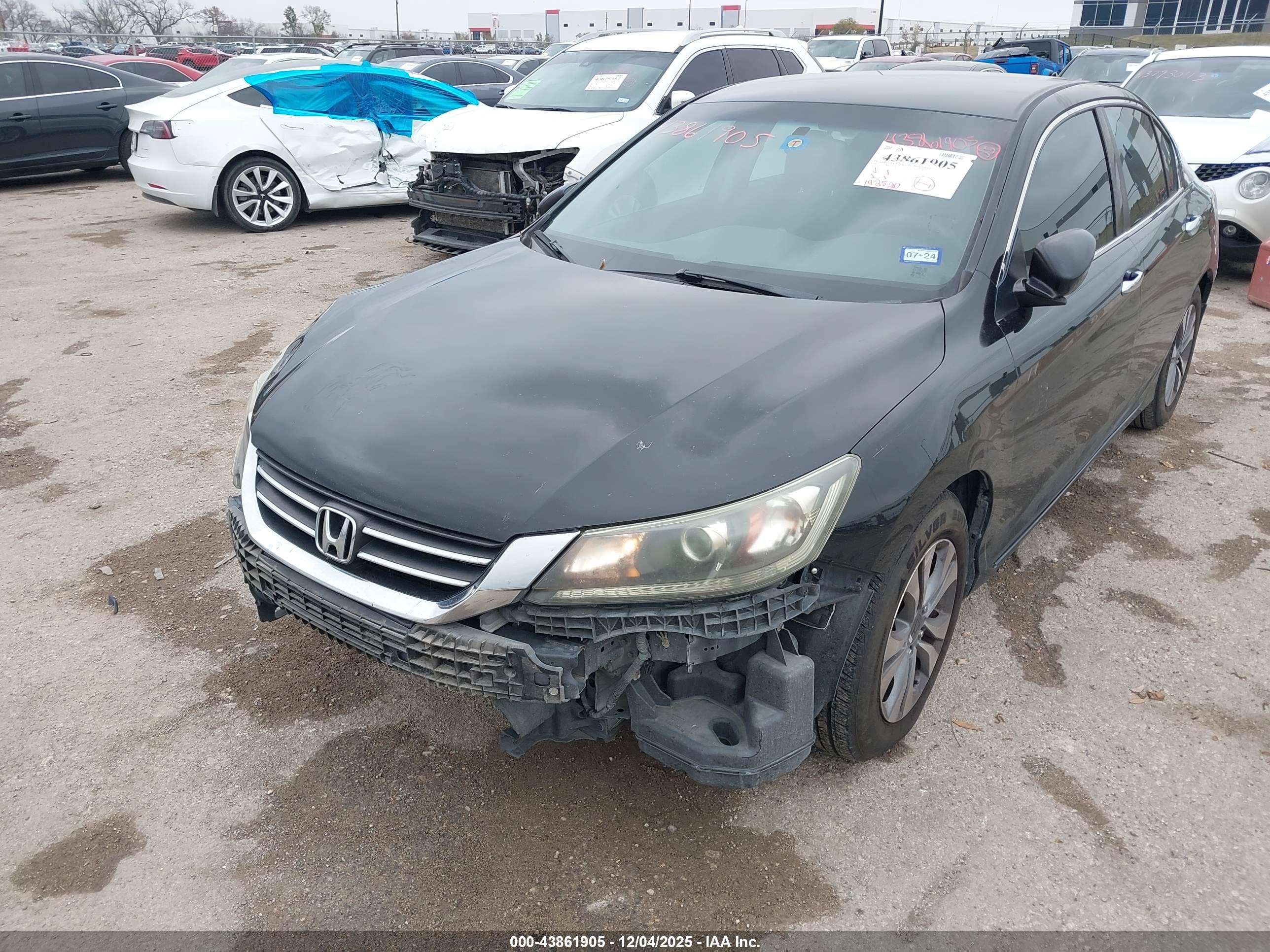 HONDA ACCORD image 2