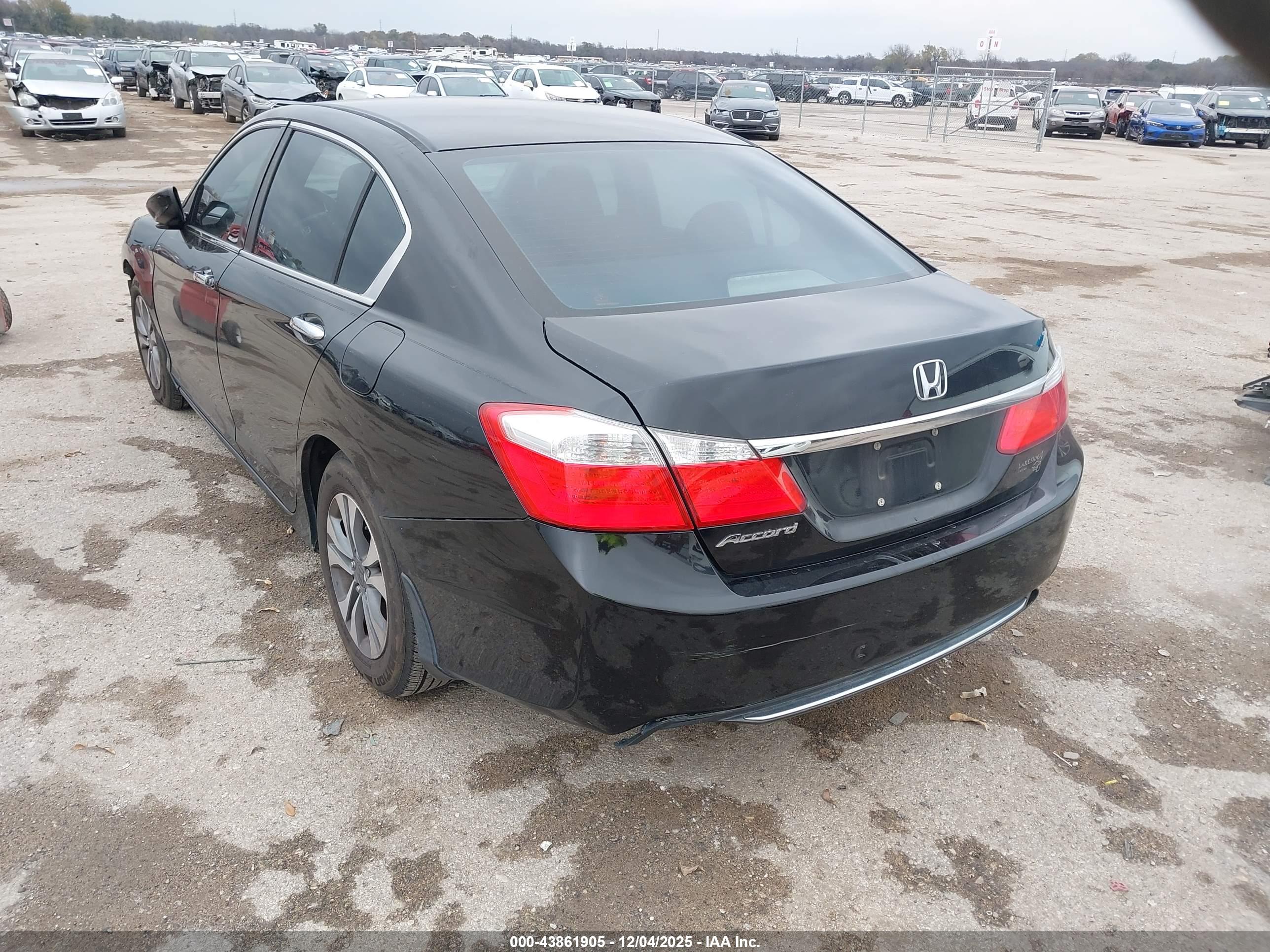 HONDA ACCORD image 3
