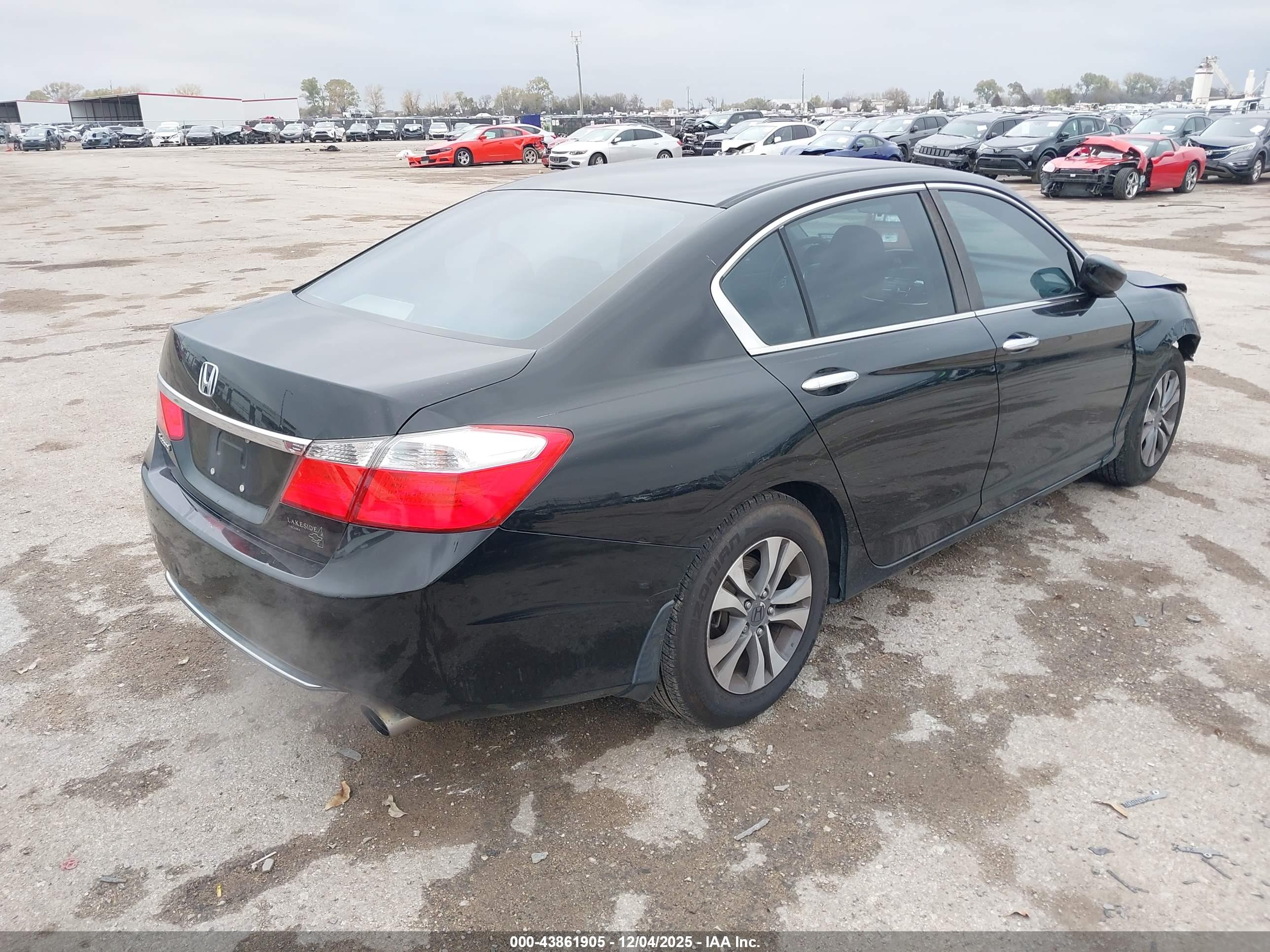 HONDA ACCORD image 4