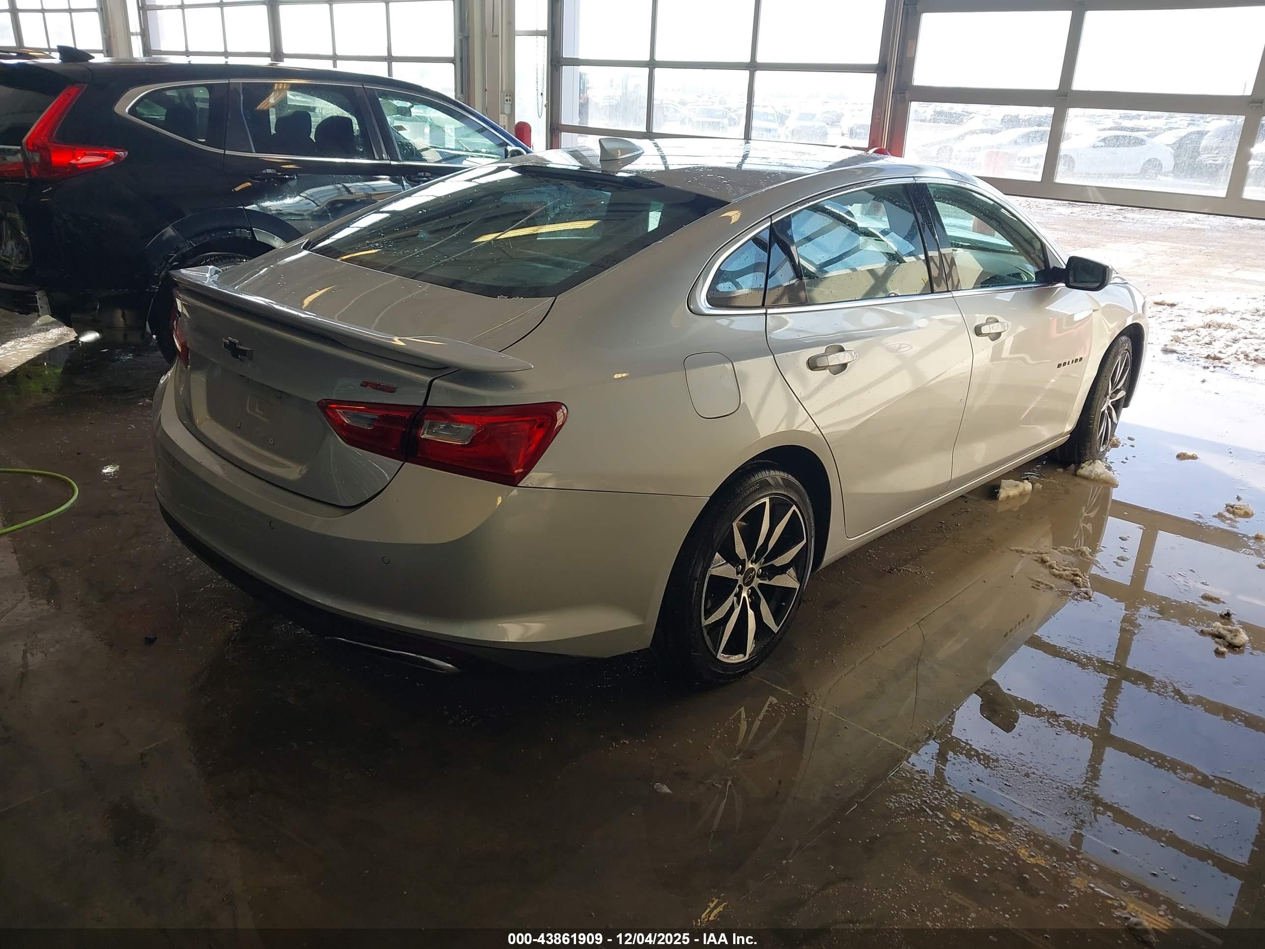 CHEVROLET MALIBU image 4