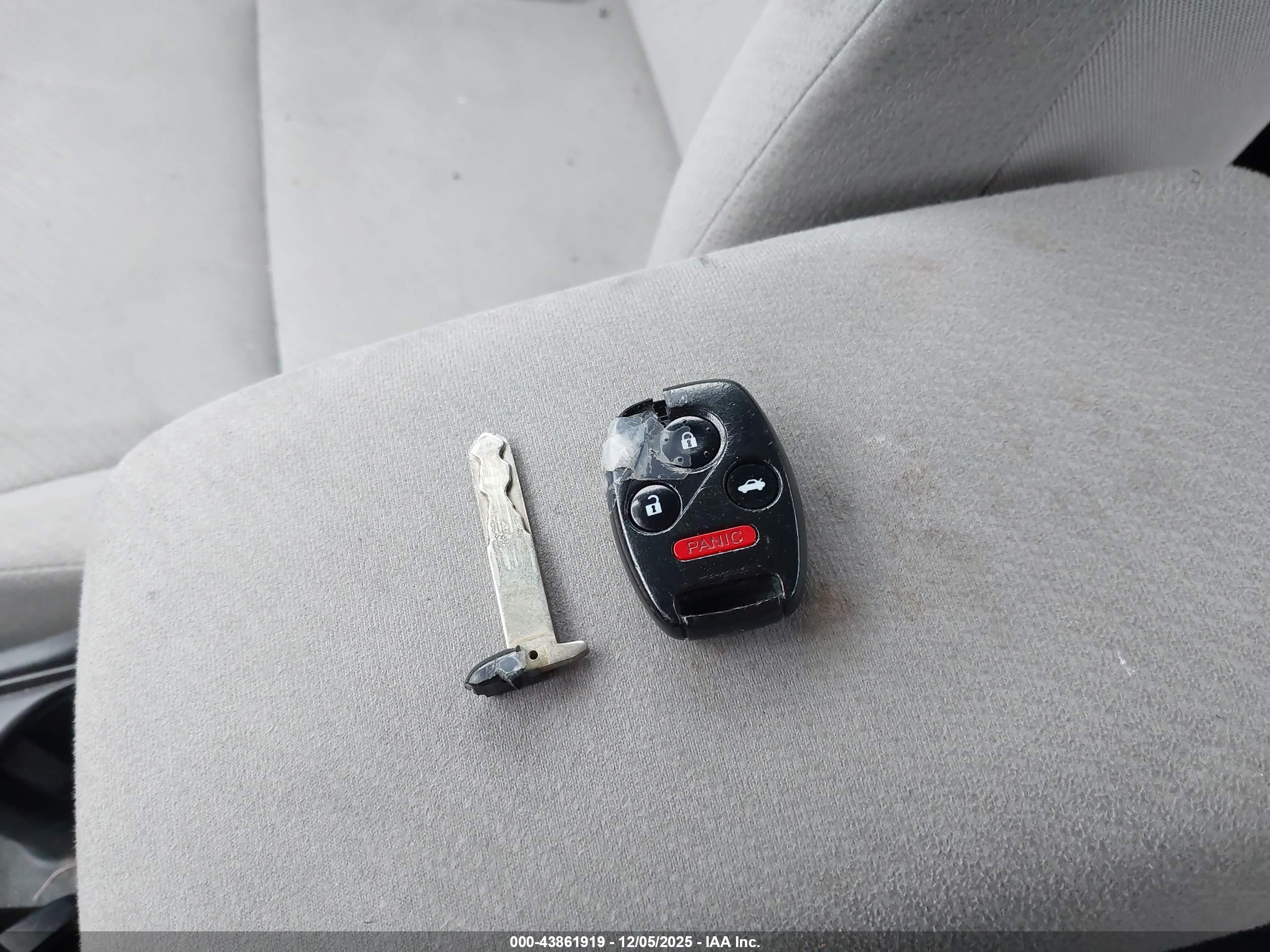 HONDA CIVIC image 11