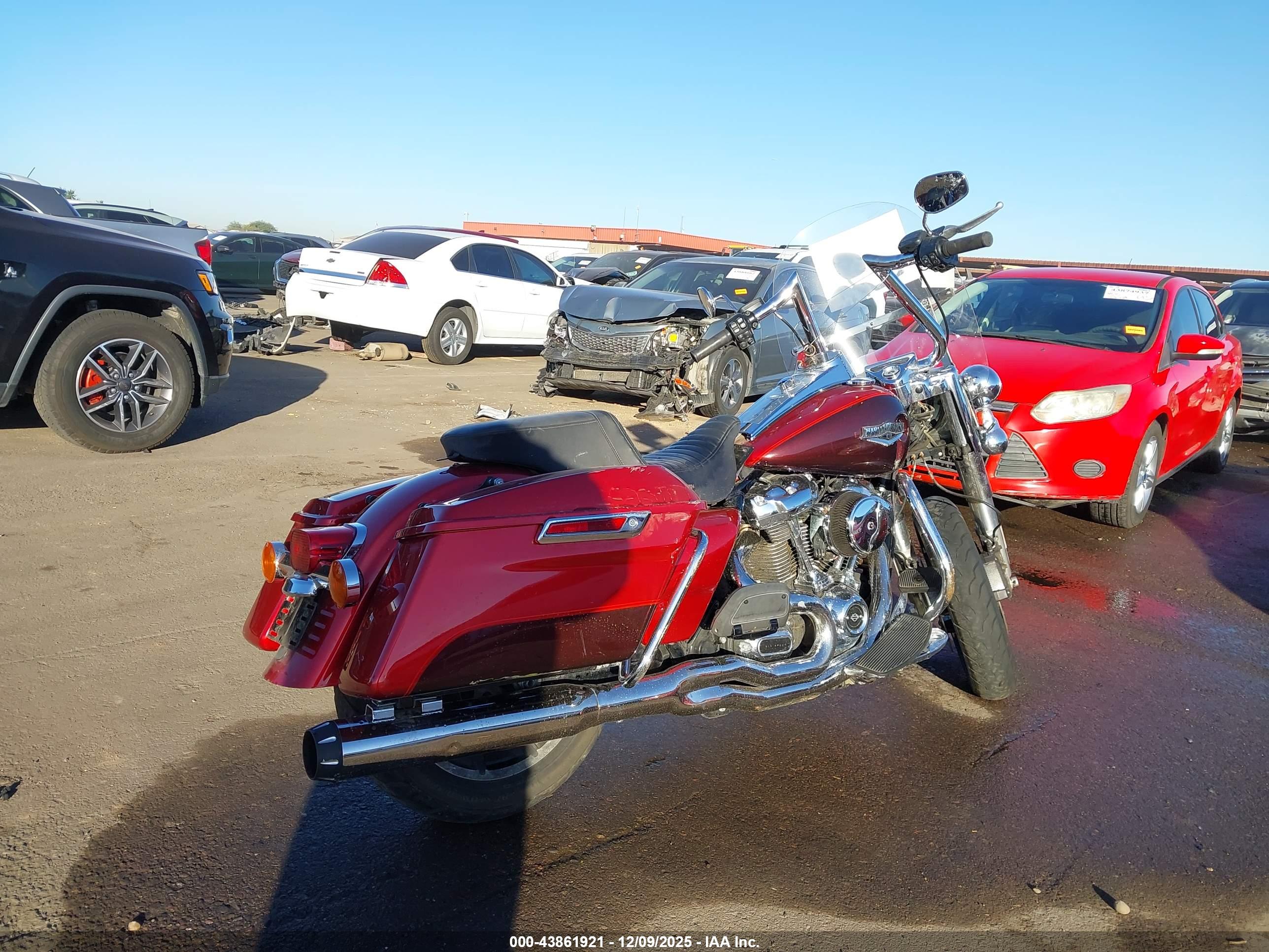 HARLEY-DAVIDSON FLHR image 4