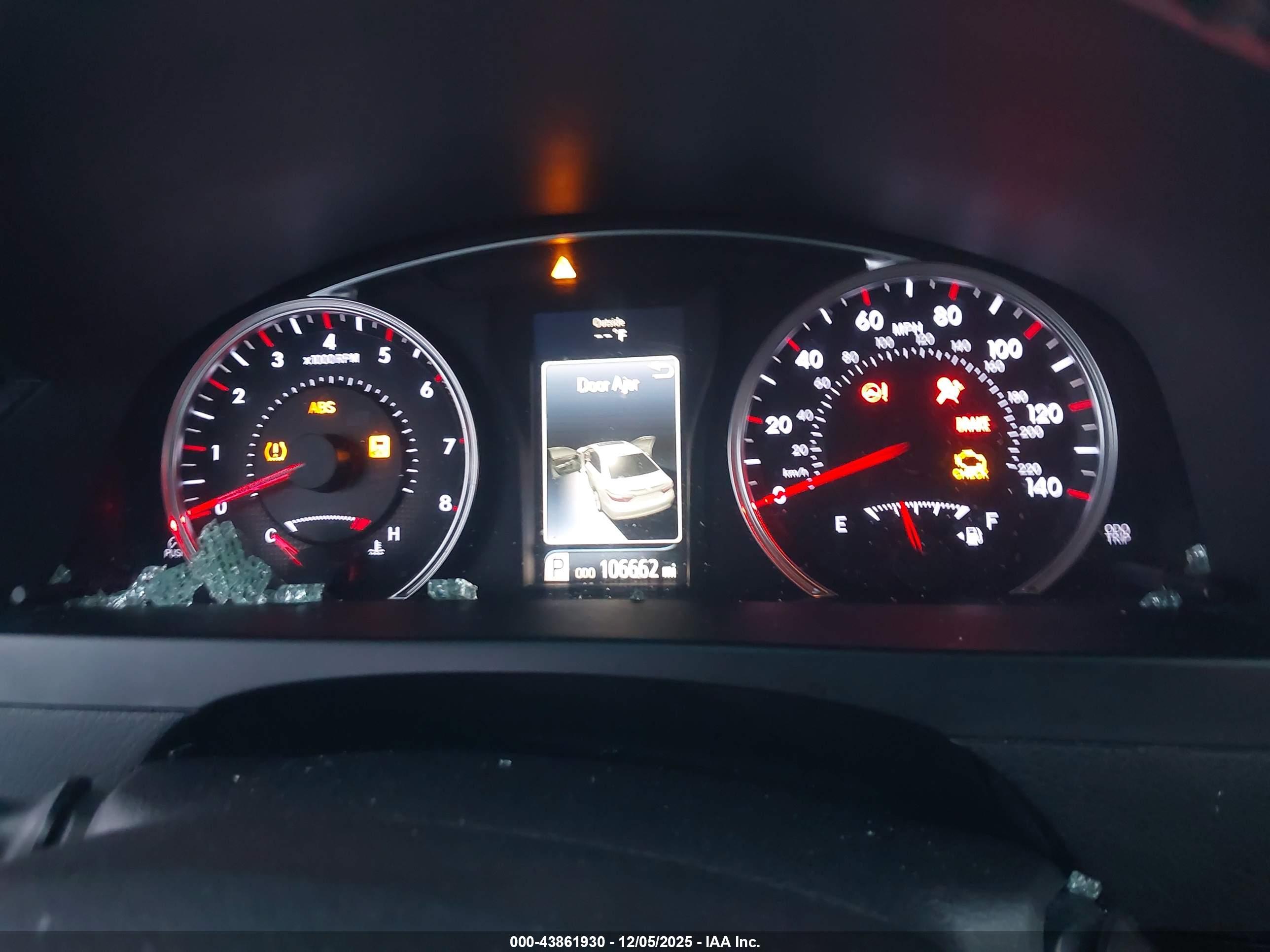 TOYOTA CAMRY image 7
