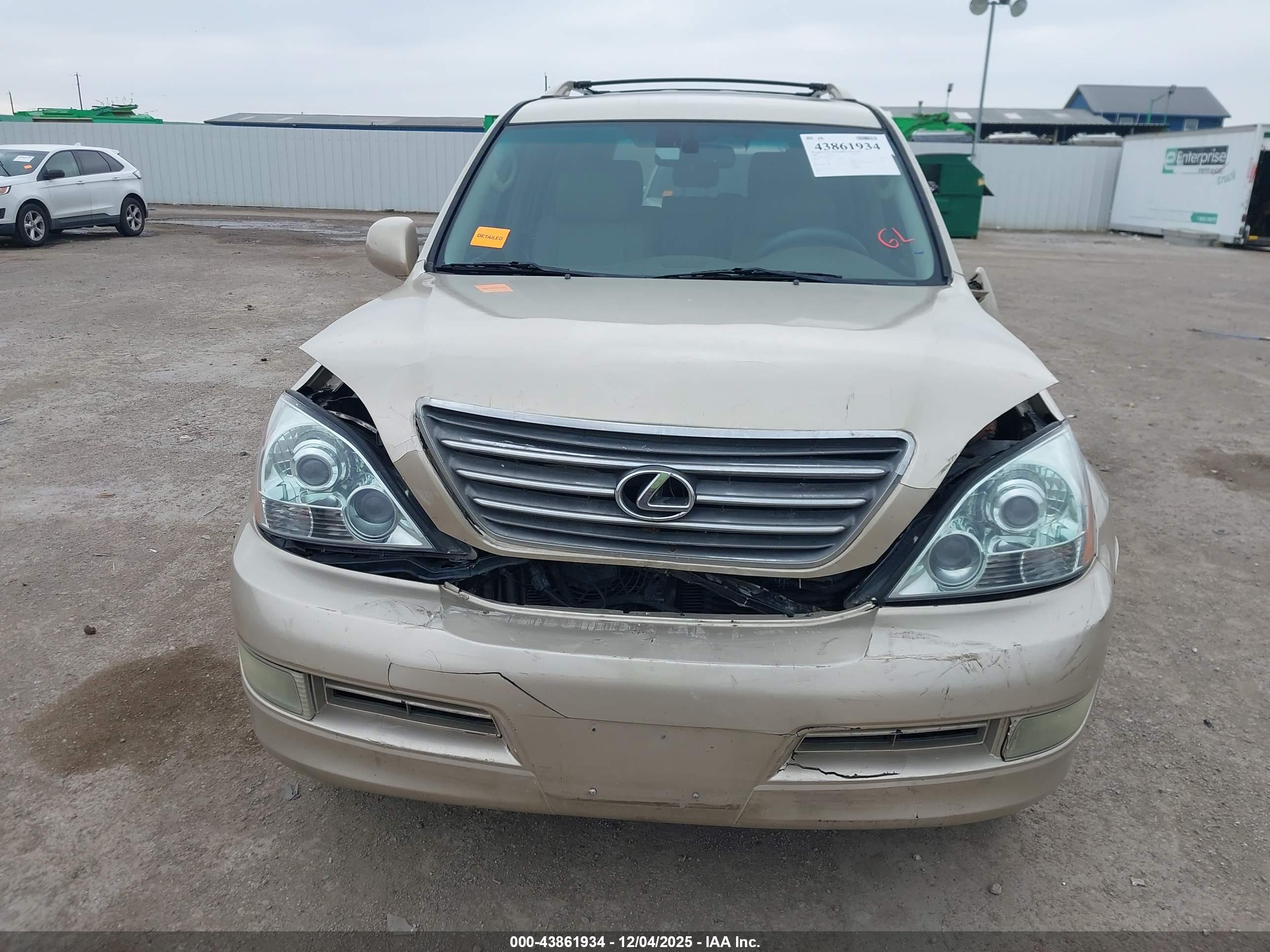LEXUS GX image 6
