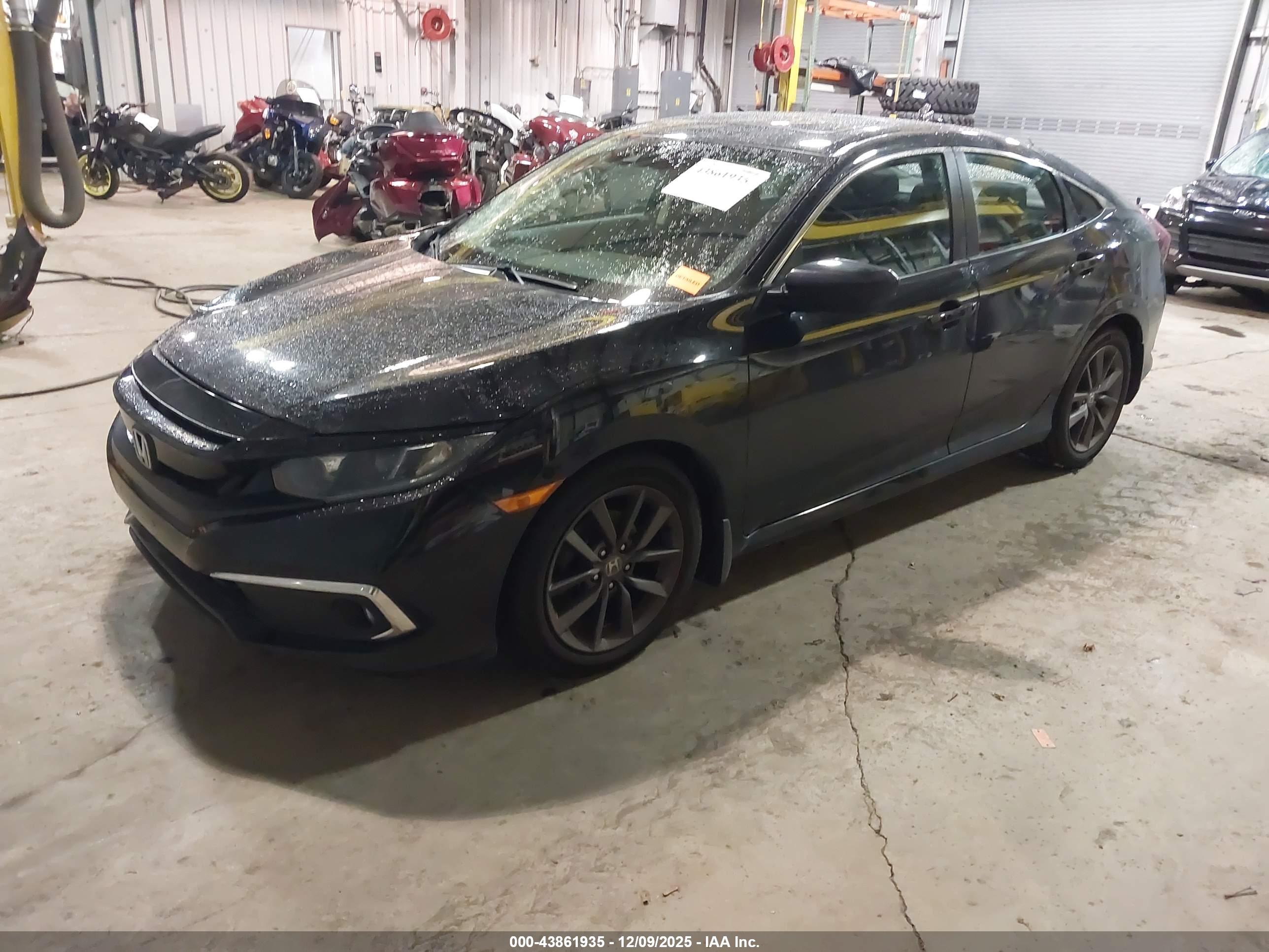 HONDA CIVIC image 2