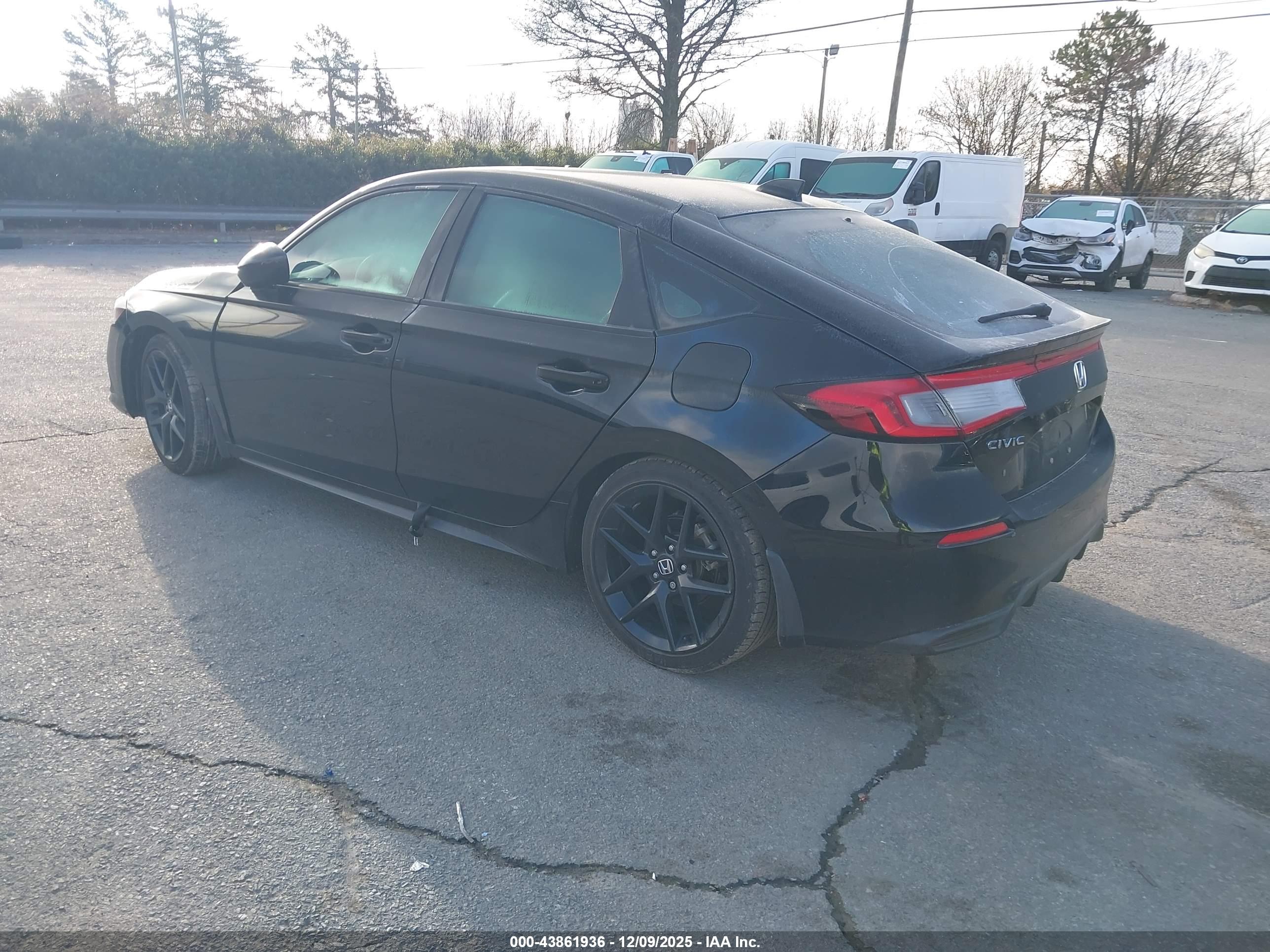 HONDA CIVIC image 3