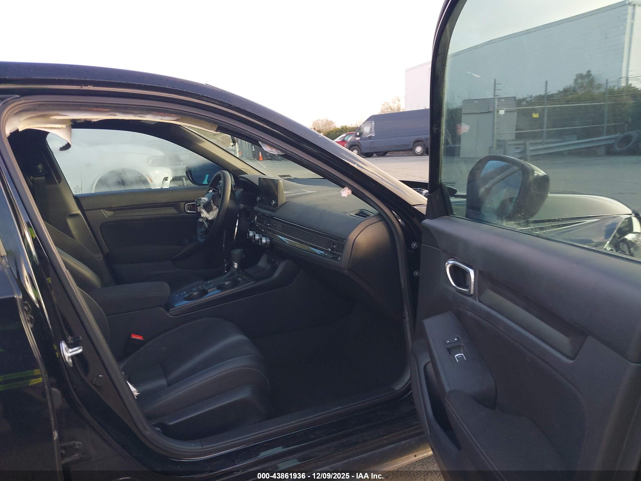 HONDA CIVIC image 5