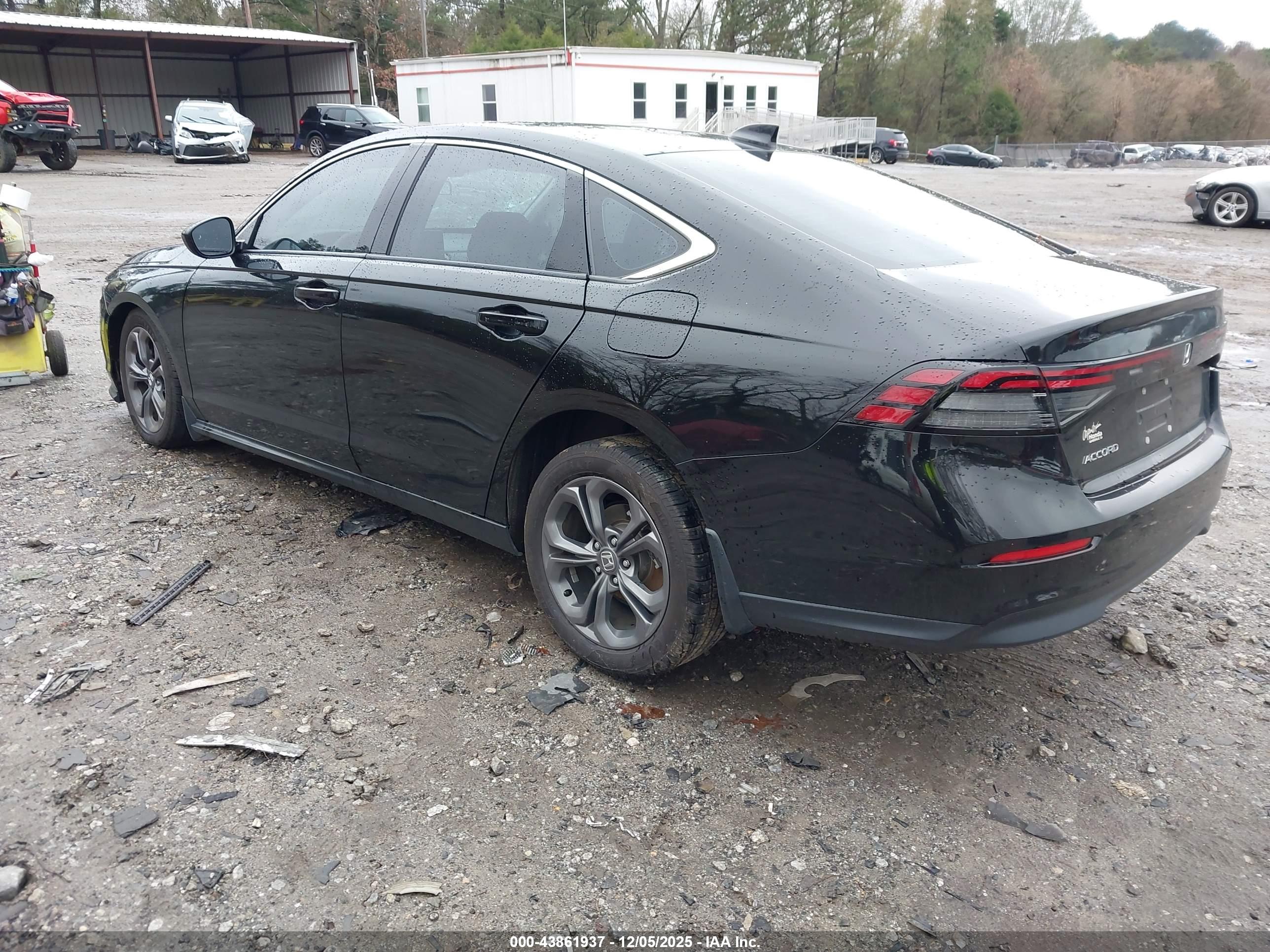 HONDA ACCORD image 3