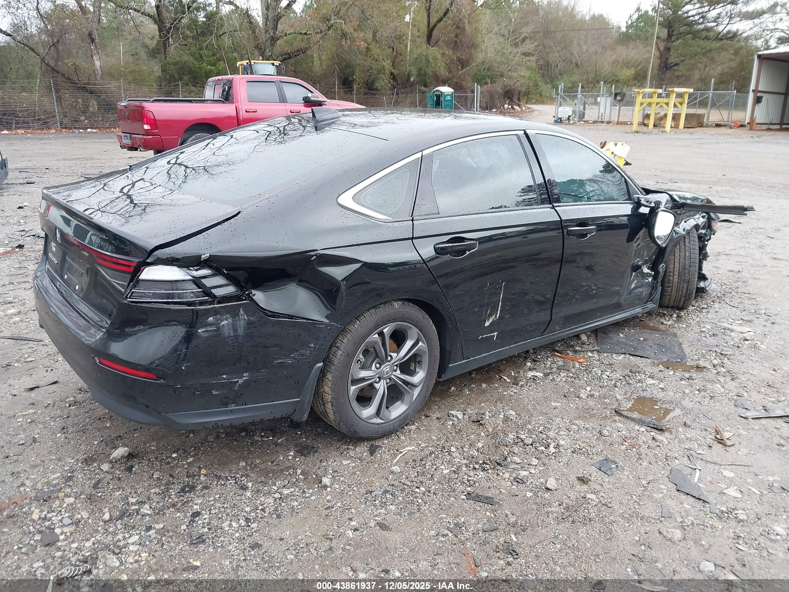 HONDA ACCORD image 4