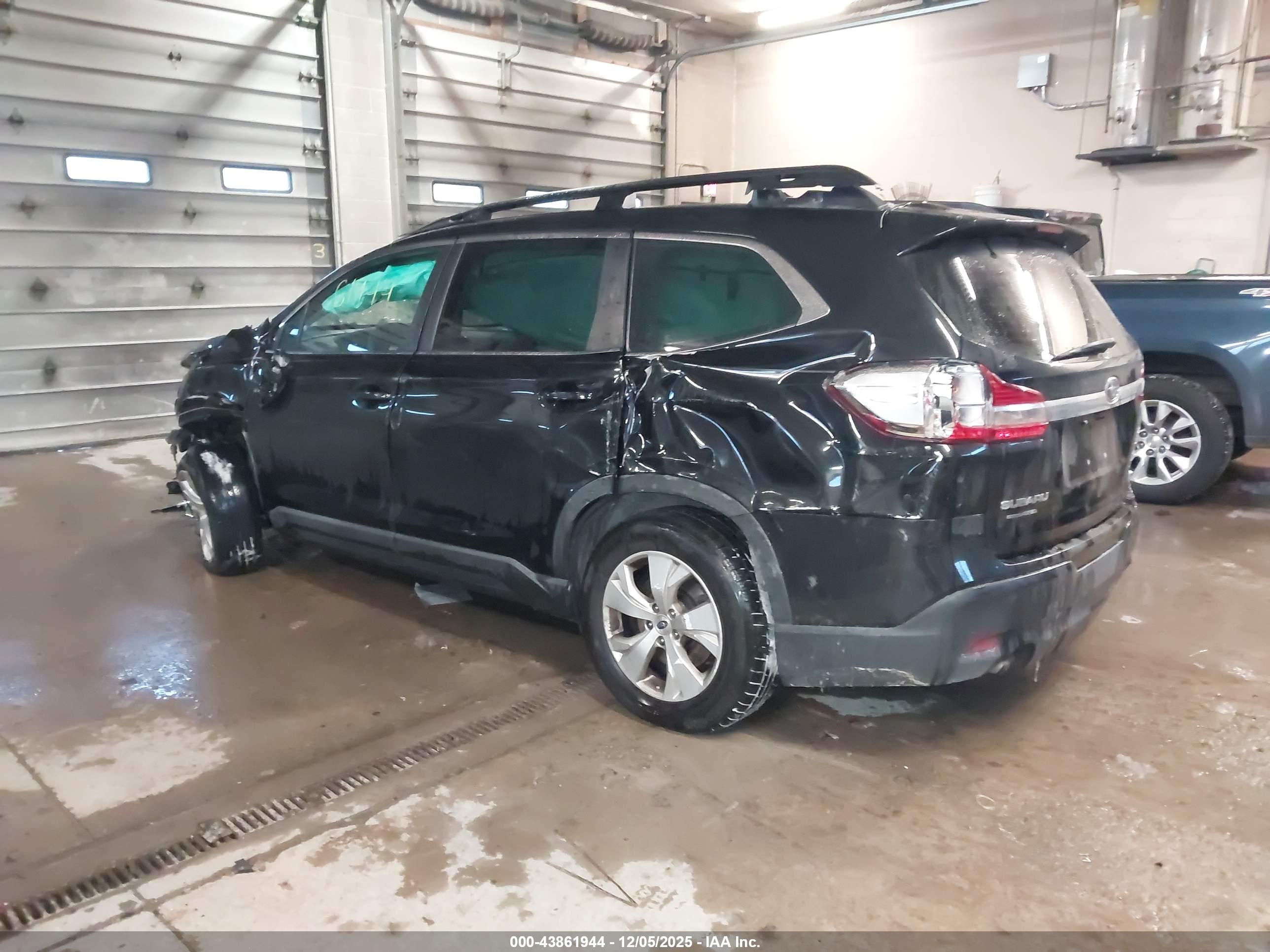 SUBARU ASCENT image 3