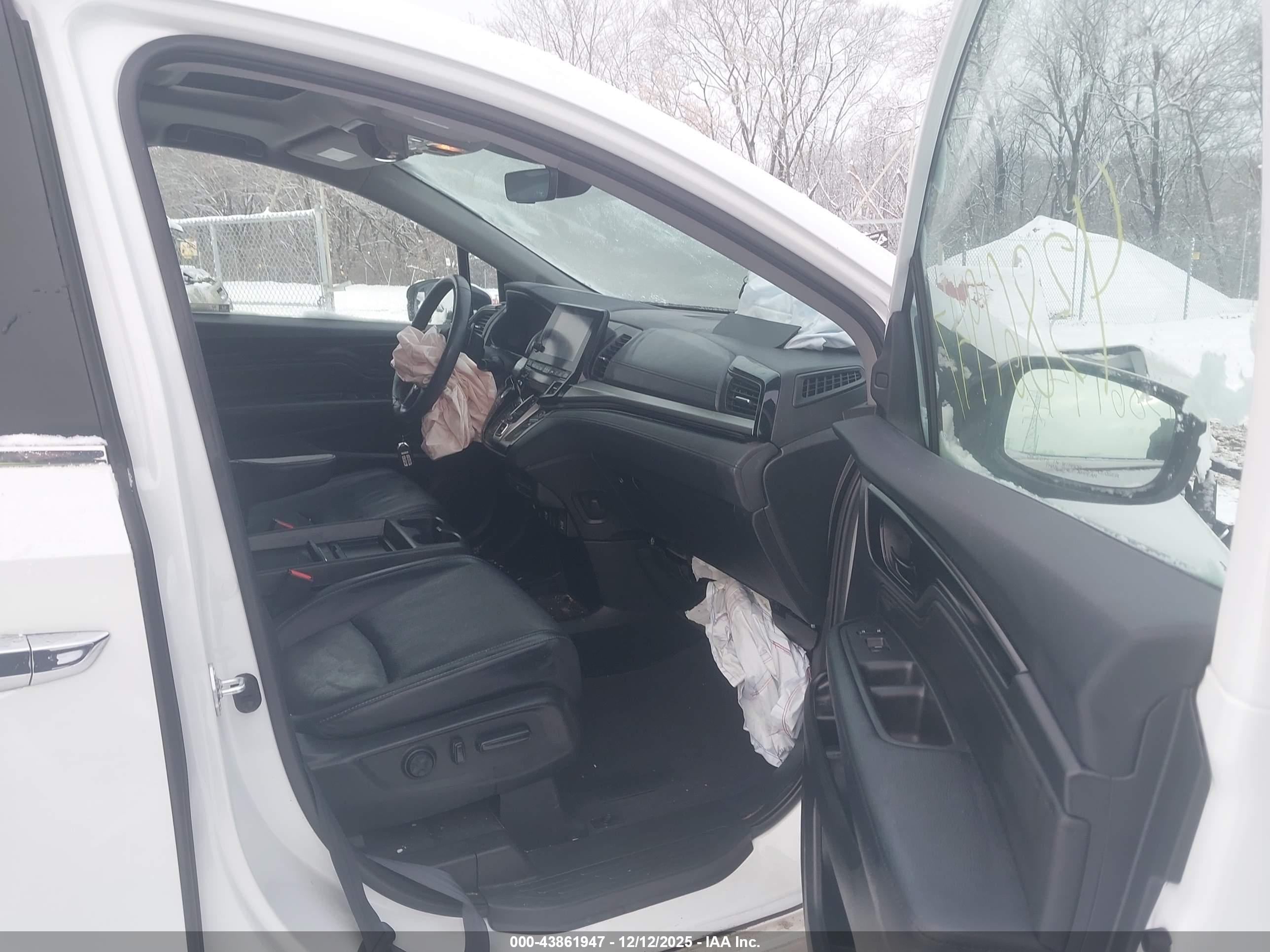 HONDA ODYSSEY image 5