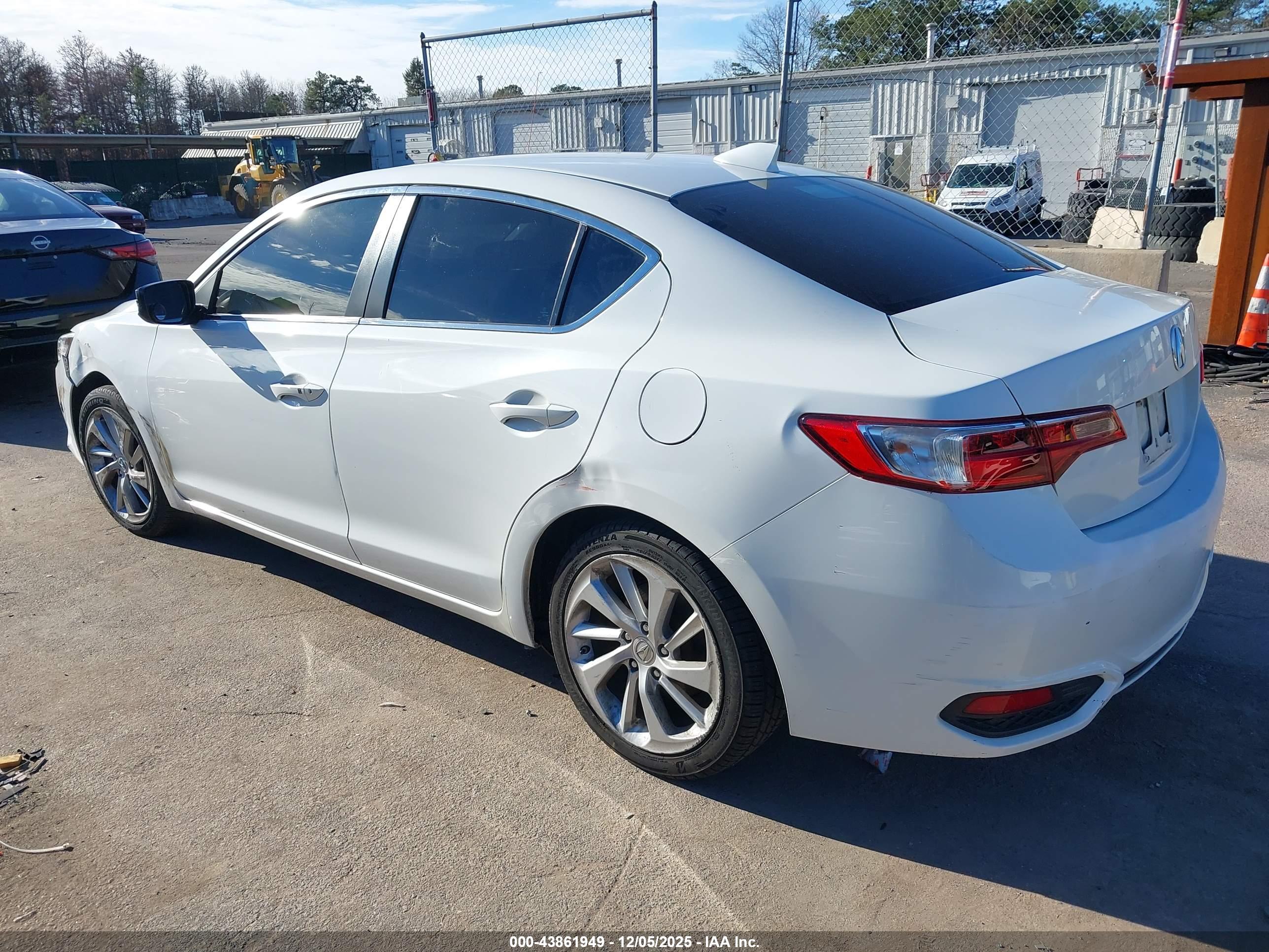 ACURA ILX image 3