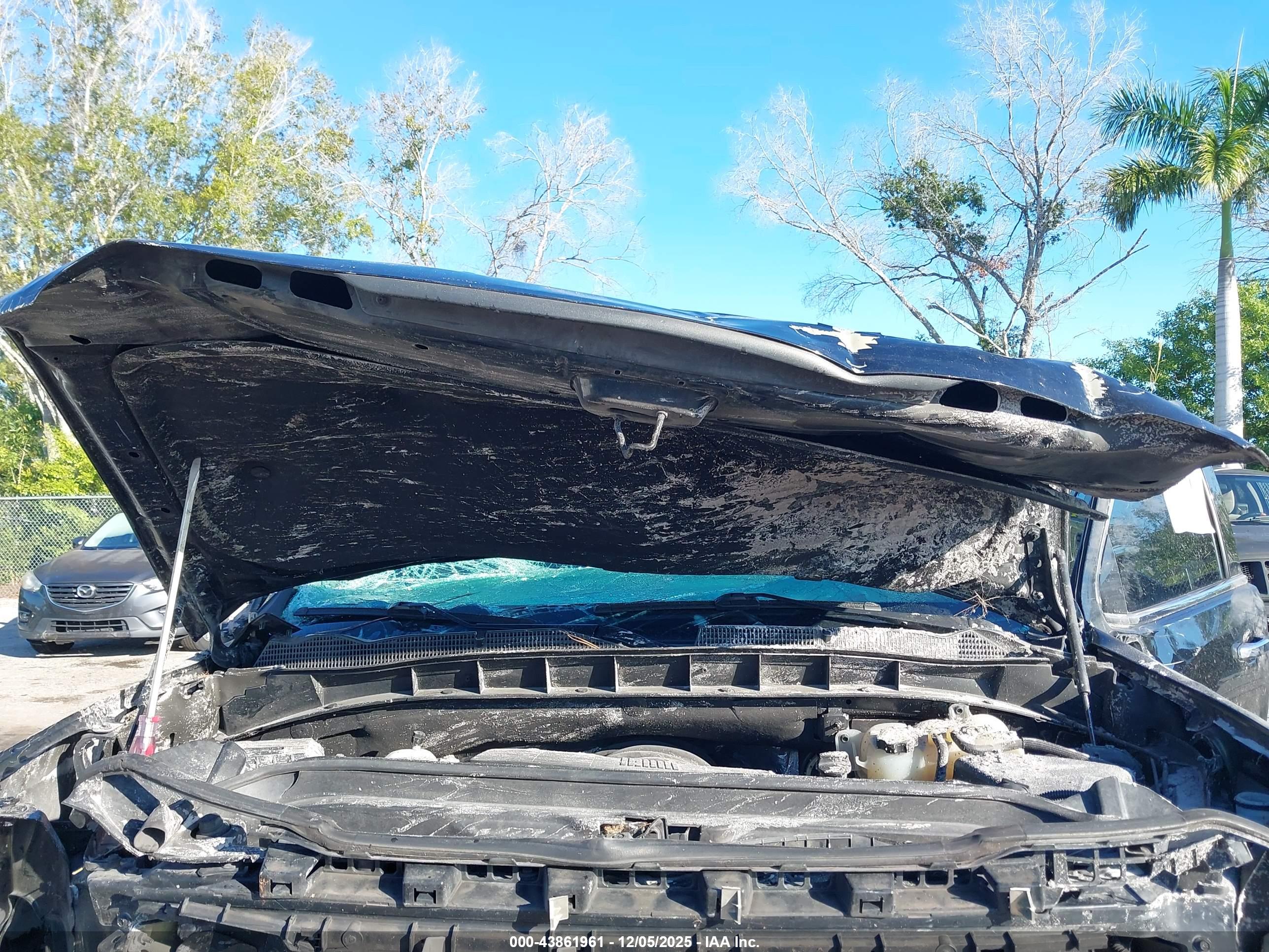 GMC SIERRA image 10