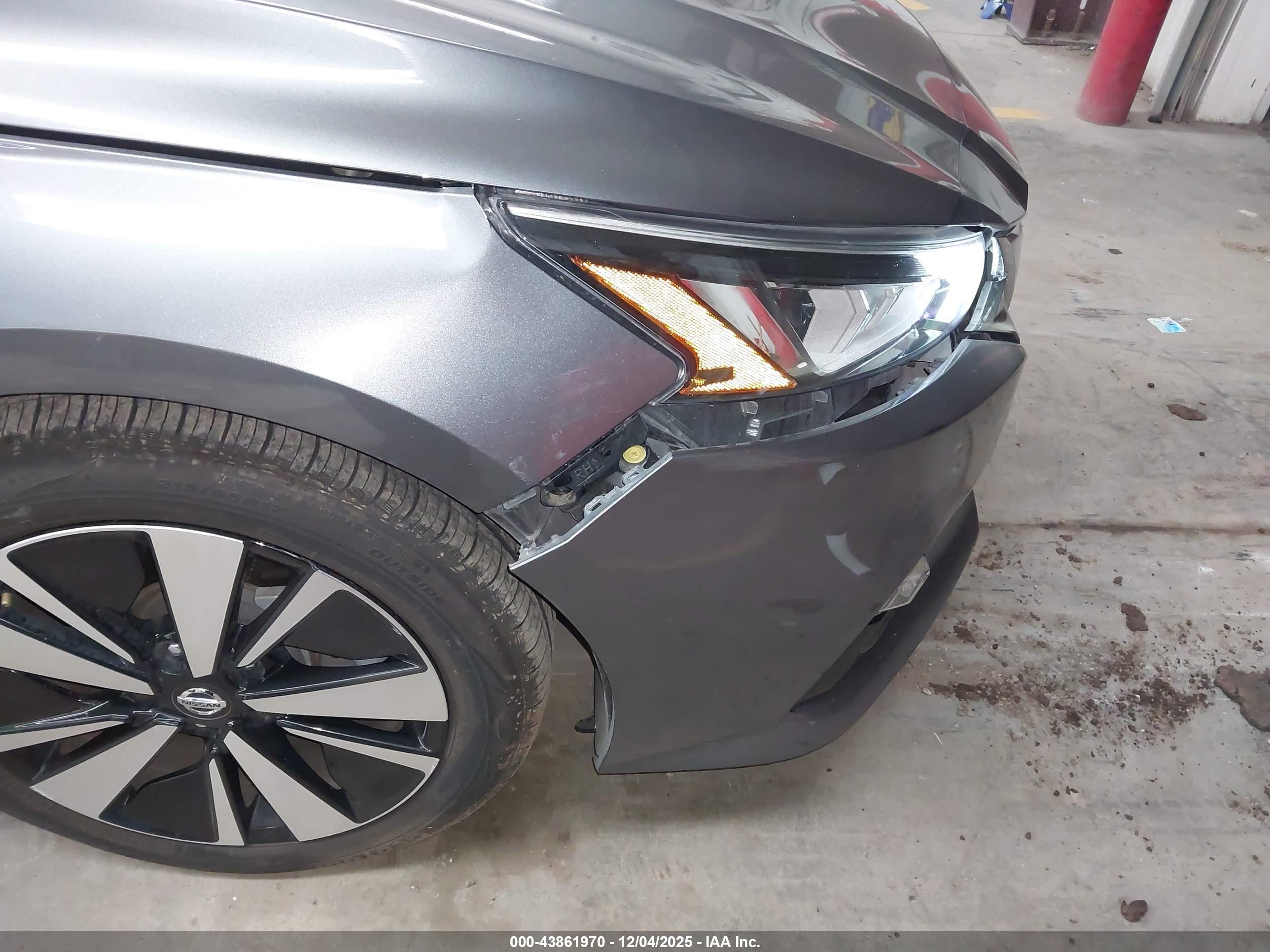 NISSAN ALTIMA image 6
