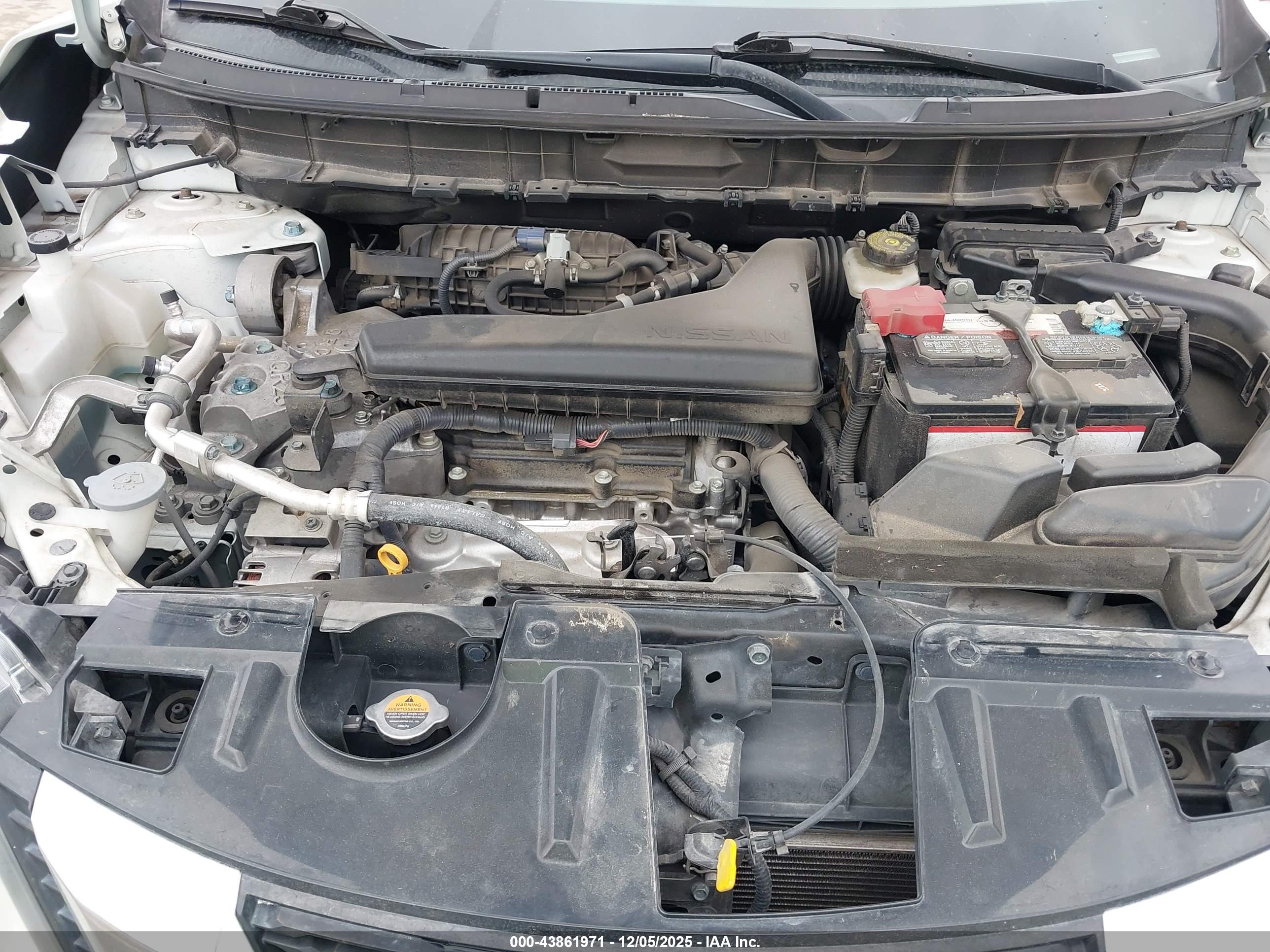 NISSAN ROGUE image 10