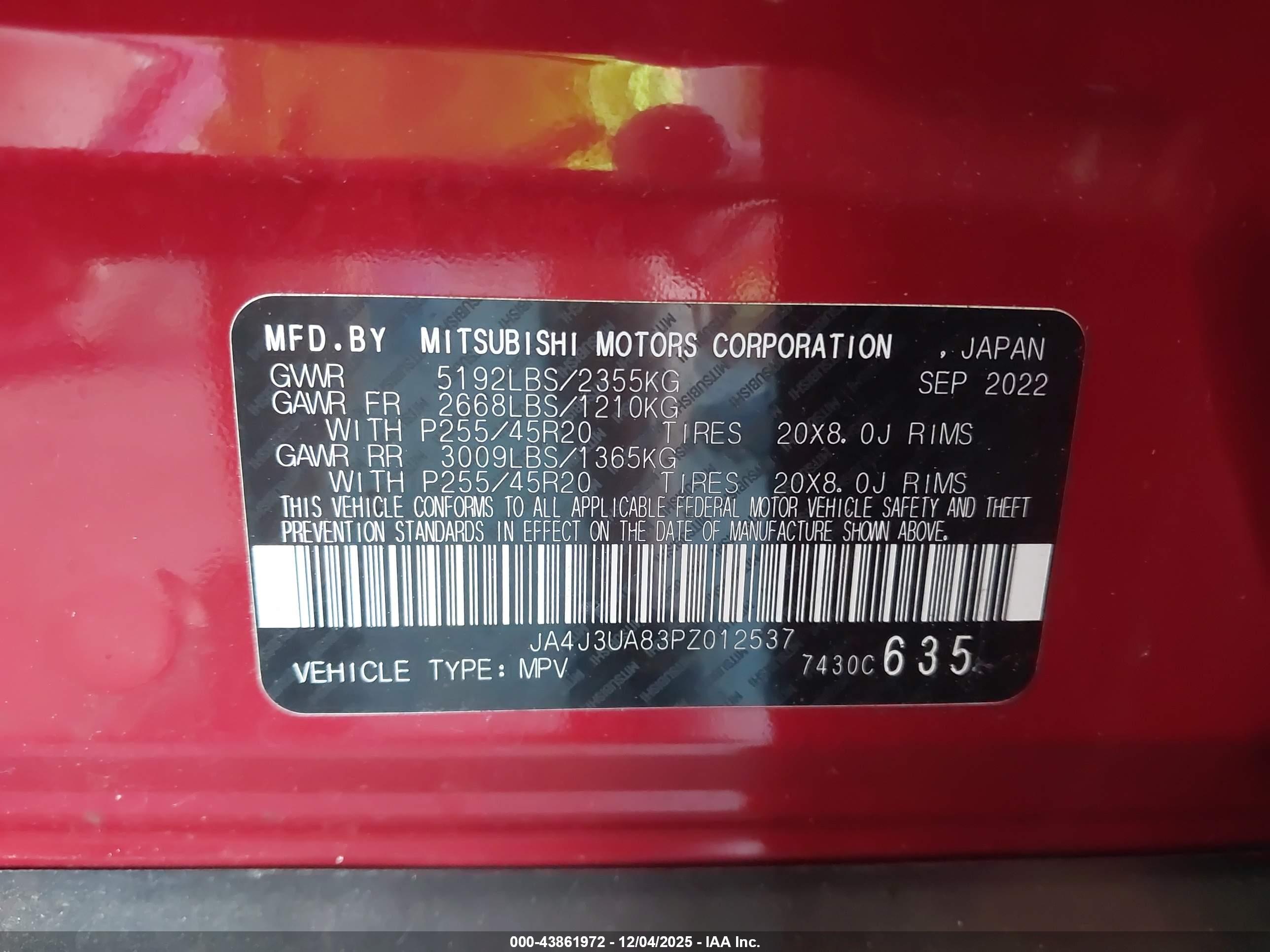 MITSUBISHI OUTLANDER image 9
