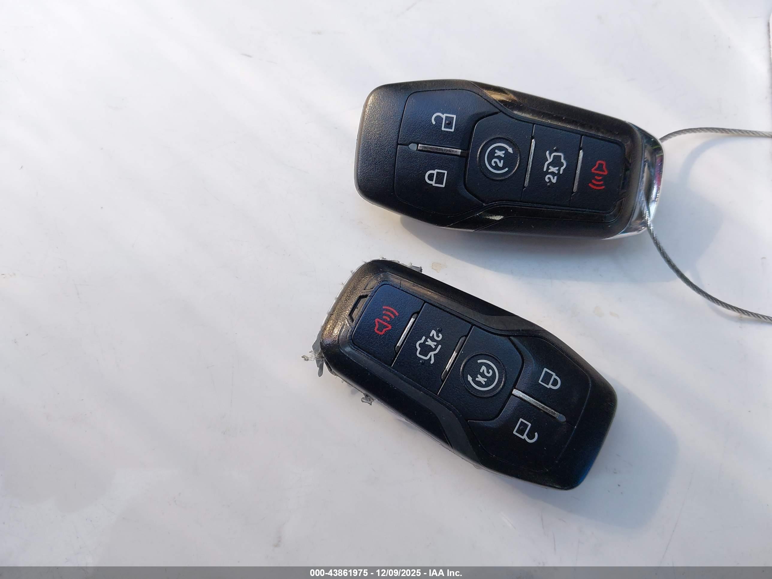 LINCOLN MKZ image 11