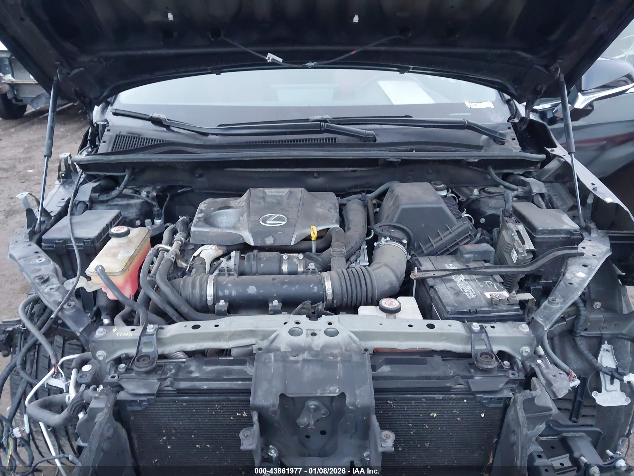 LEXUS NX image 10