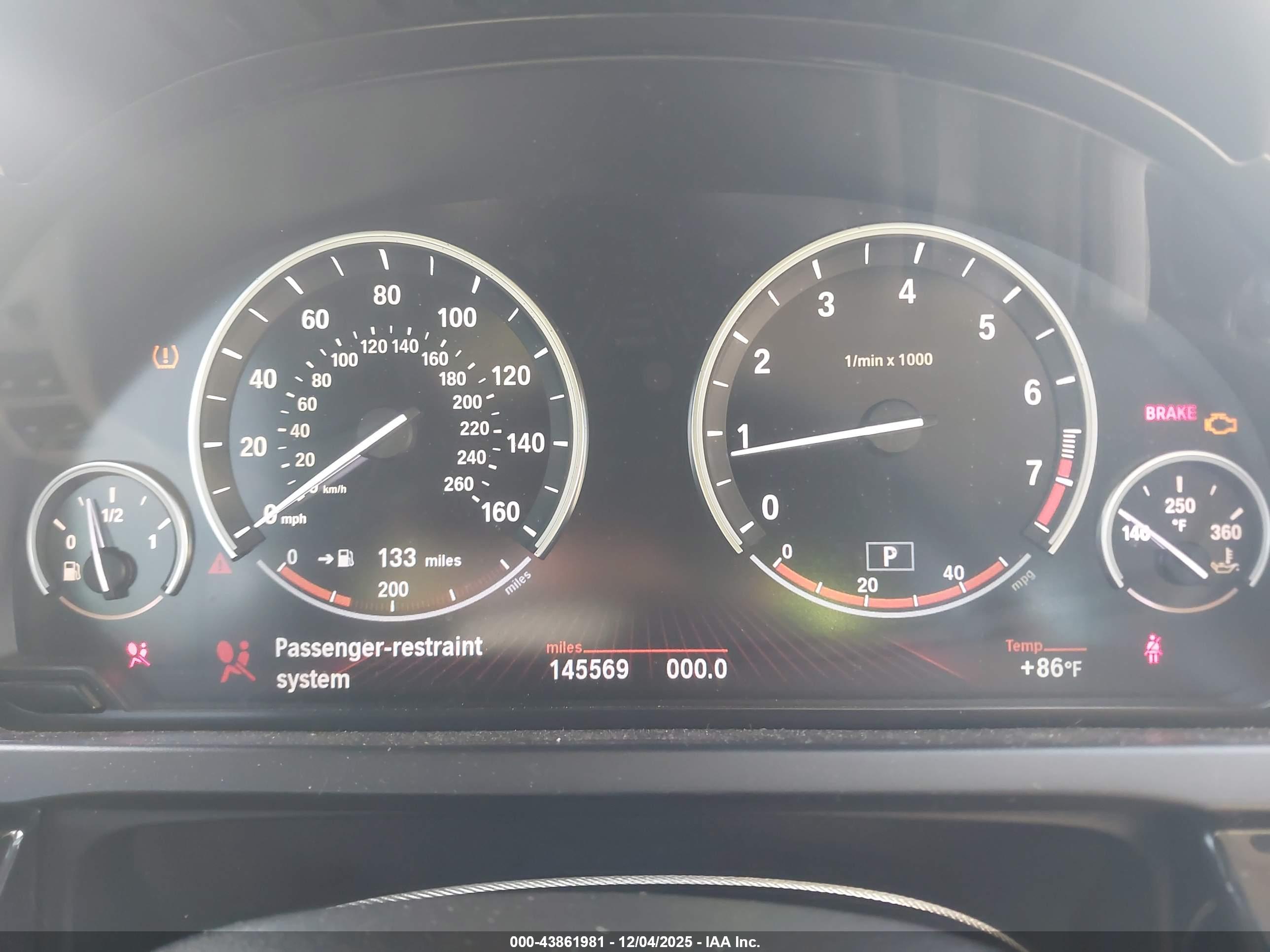 BMW 750LI image 7