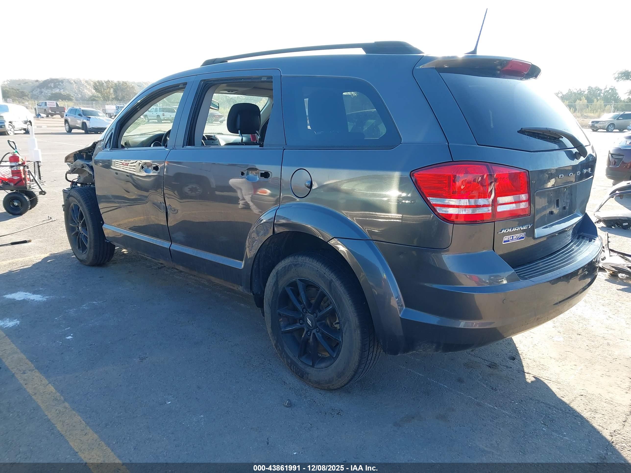 DODGE JOURNEY image 3