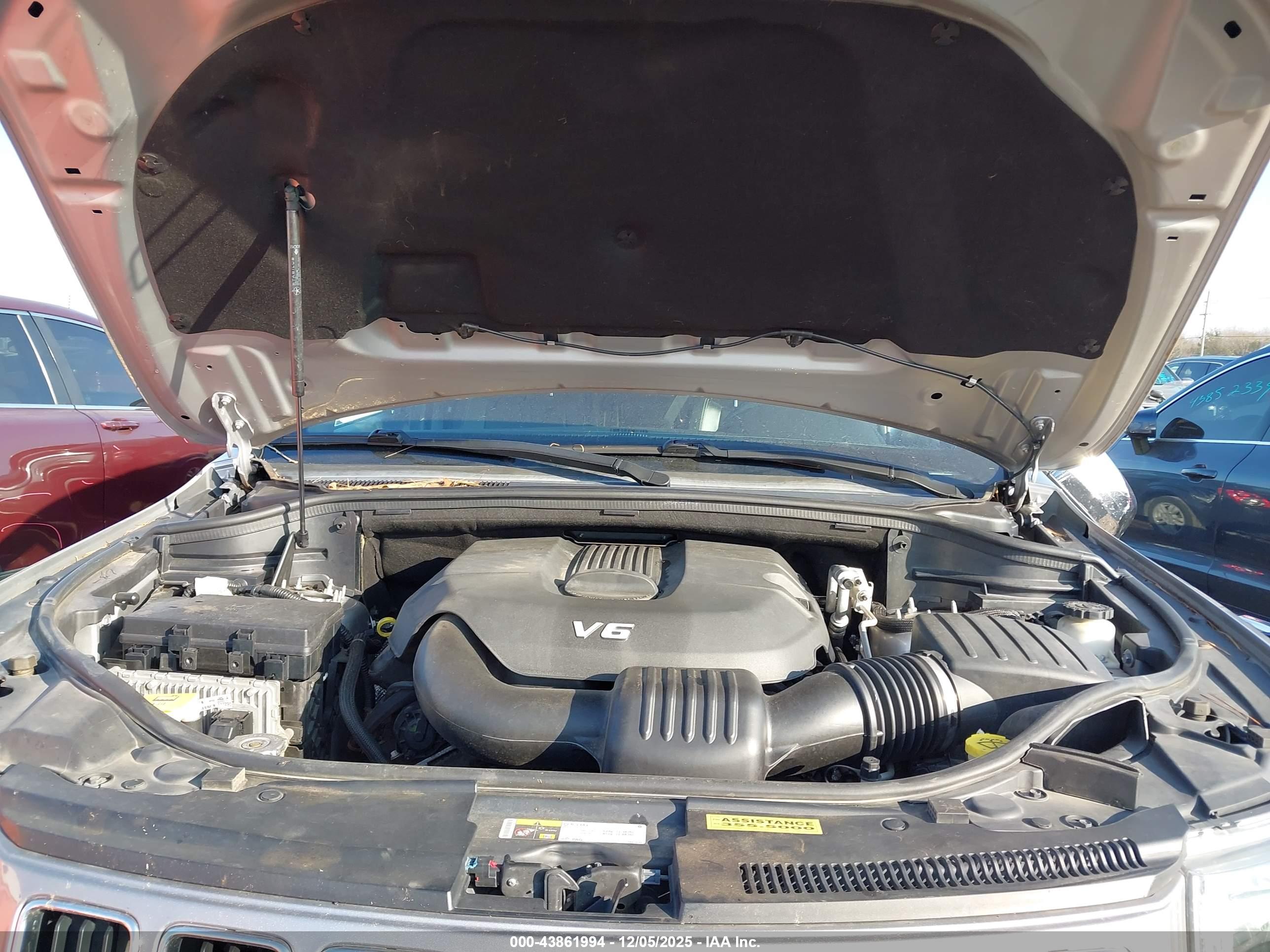 JEEP GRAND image 10