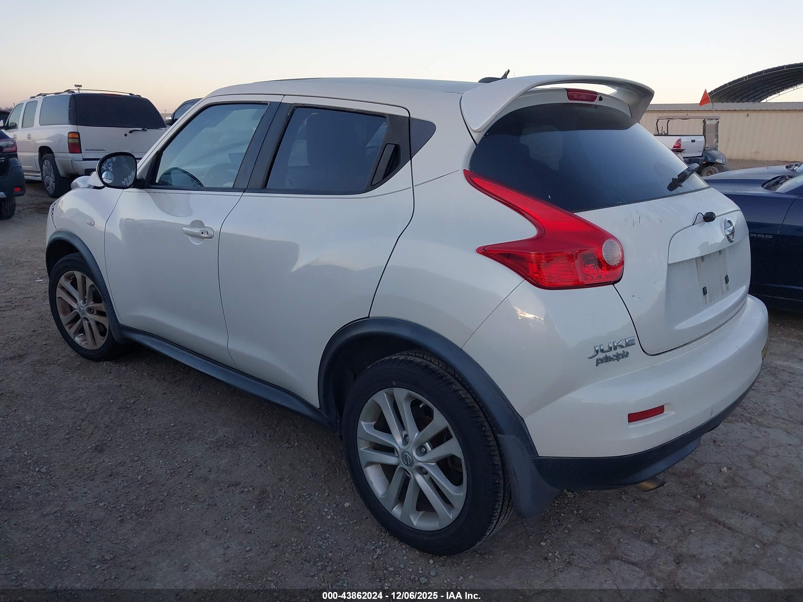 NISSAN JUKE image 3