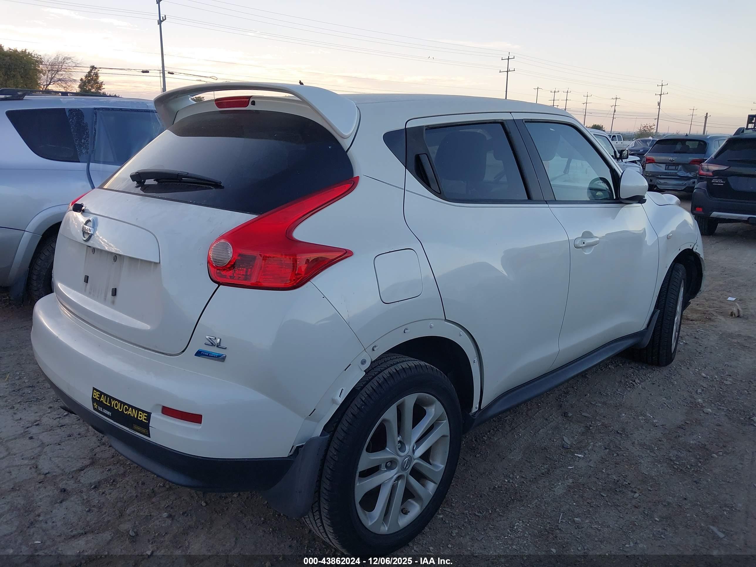 NISSAN JUKE image 4
