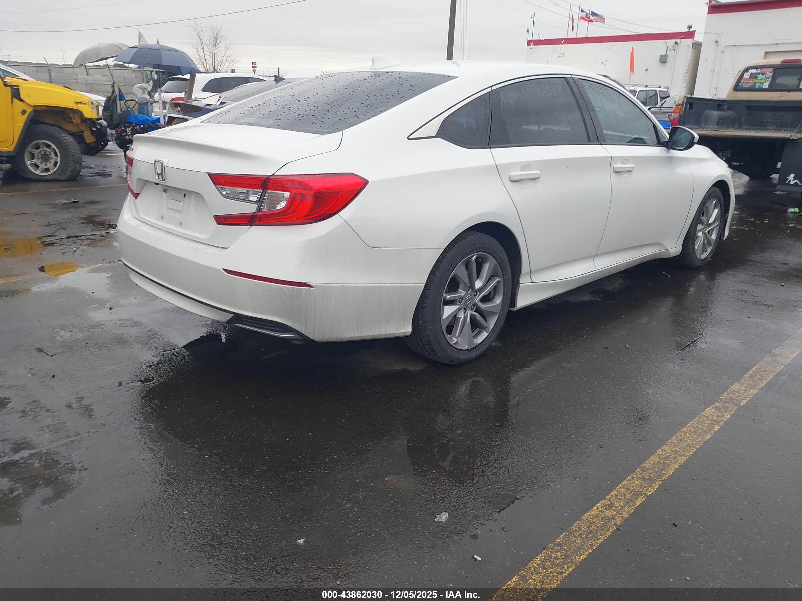 HONDA ACCORD image 4