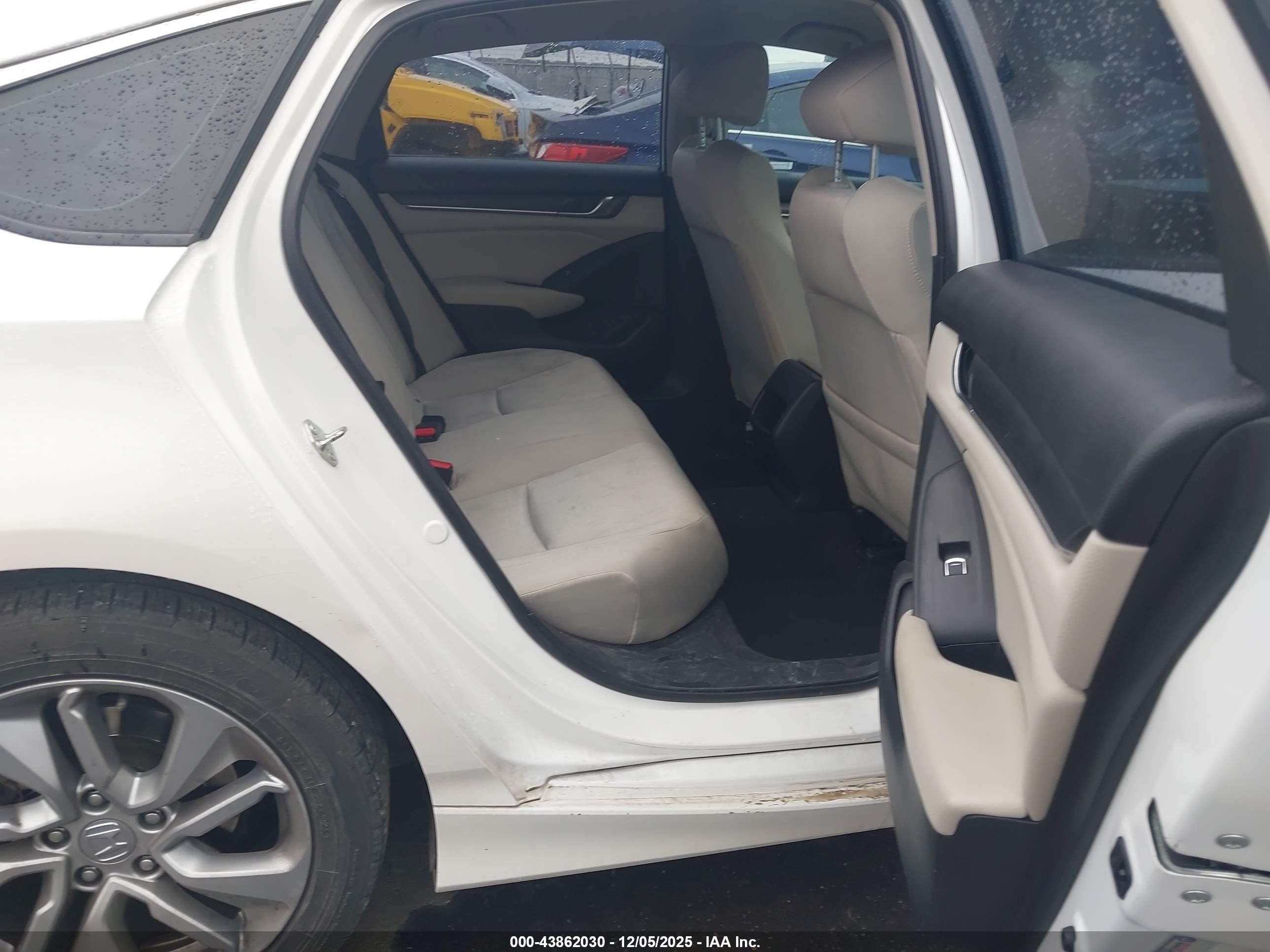 HONDA ACCORD image 8