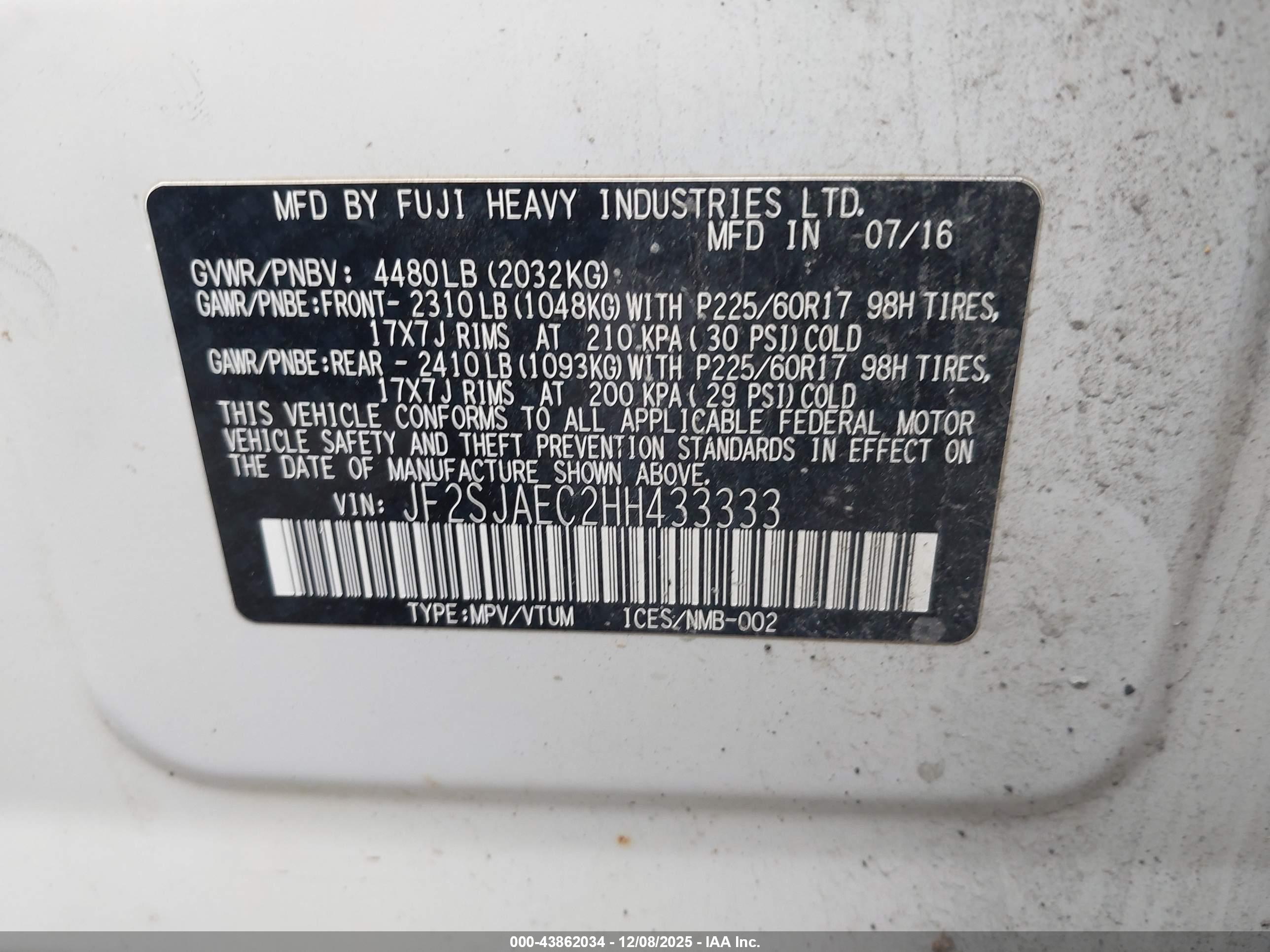 SUBARU FORESTER image 9
