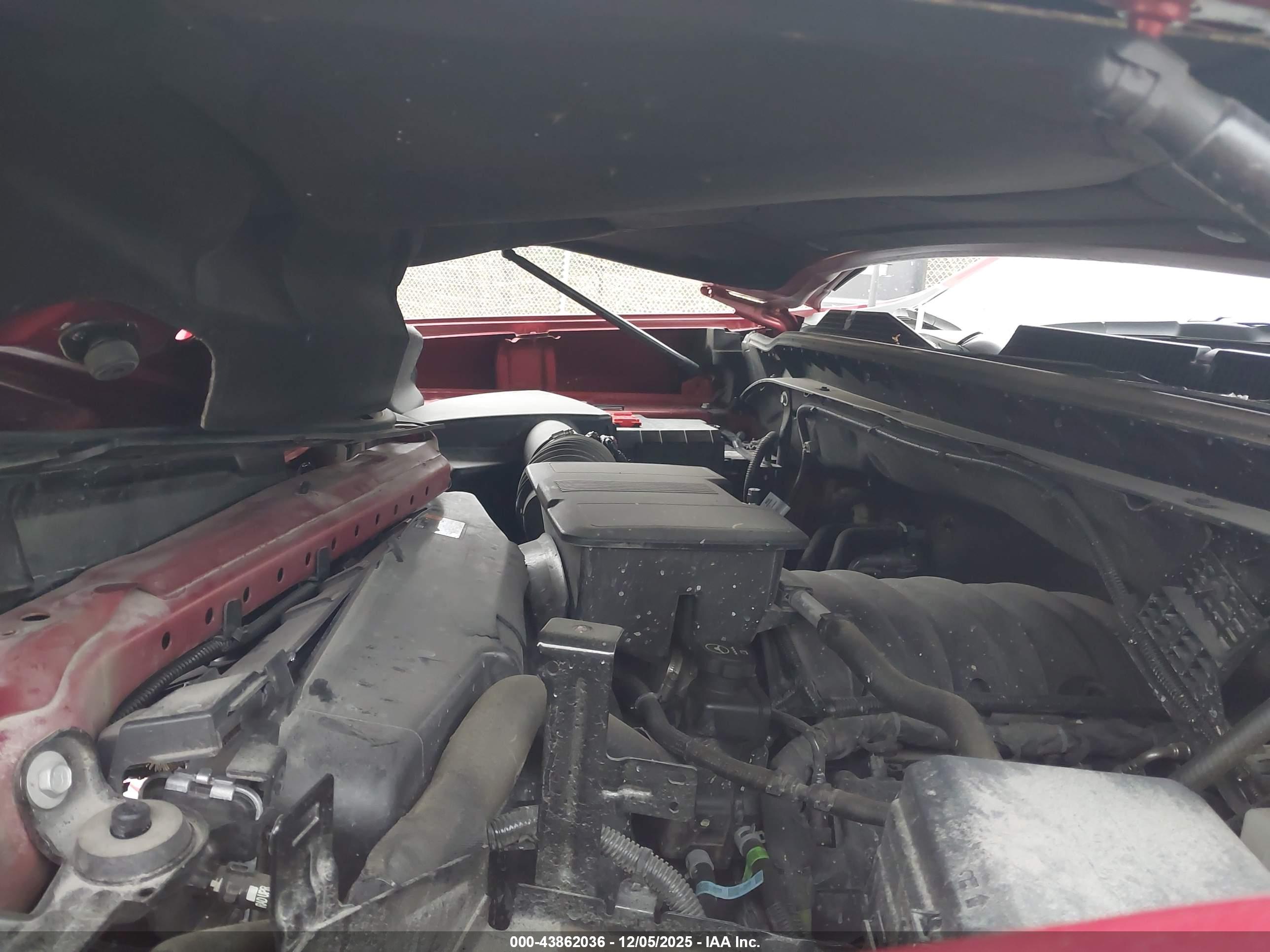 CHEVROLET SILVERADO image 10