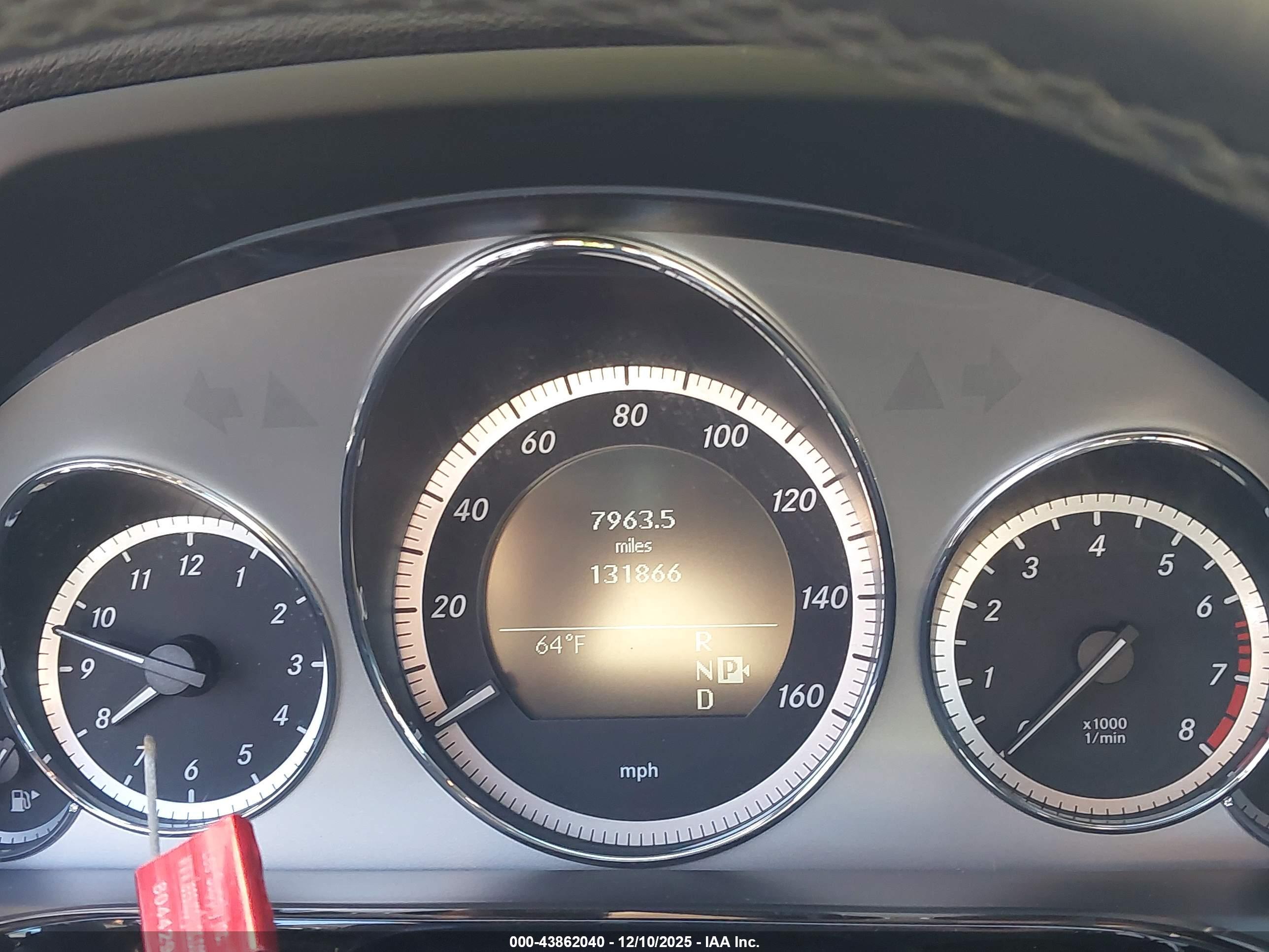 MERCEDES-BENZ E image 7