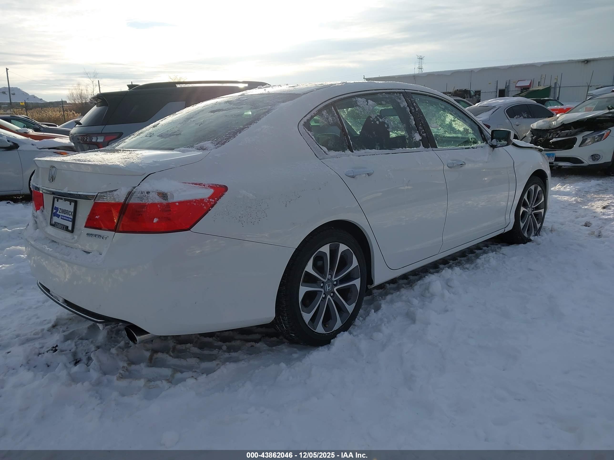 HONDA ACCORD image 4