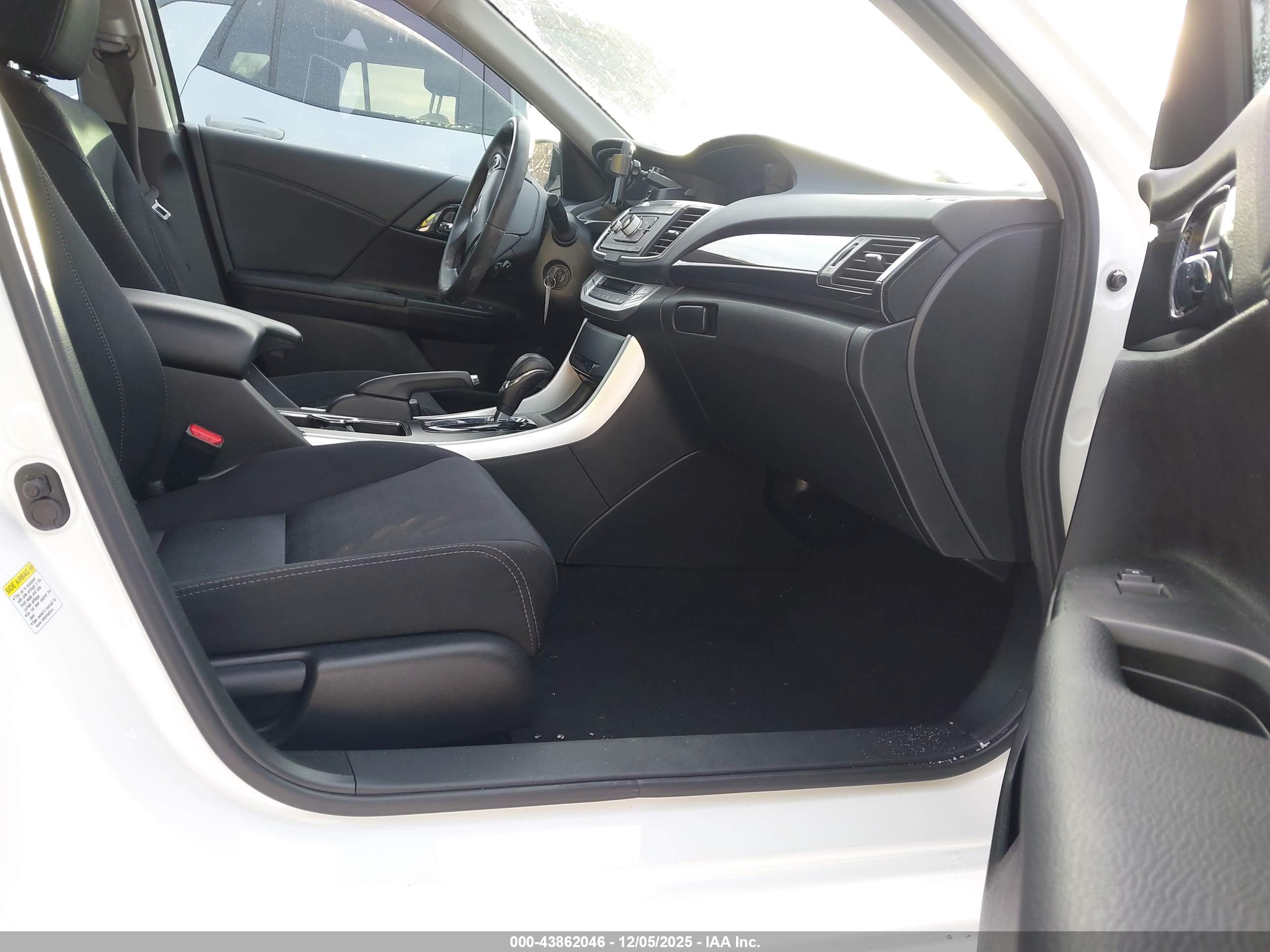 HONDA ACCORD image 5