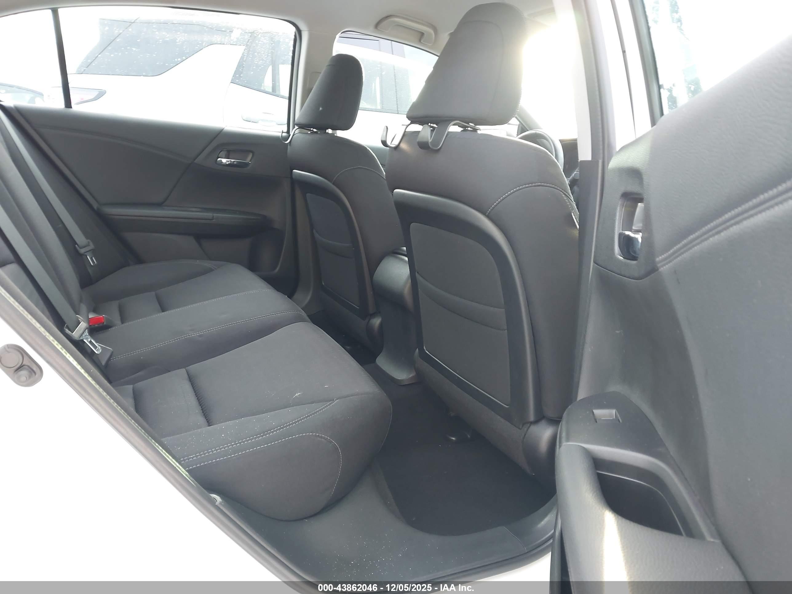HONDA ACCORD image 8