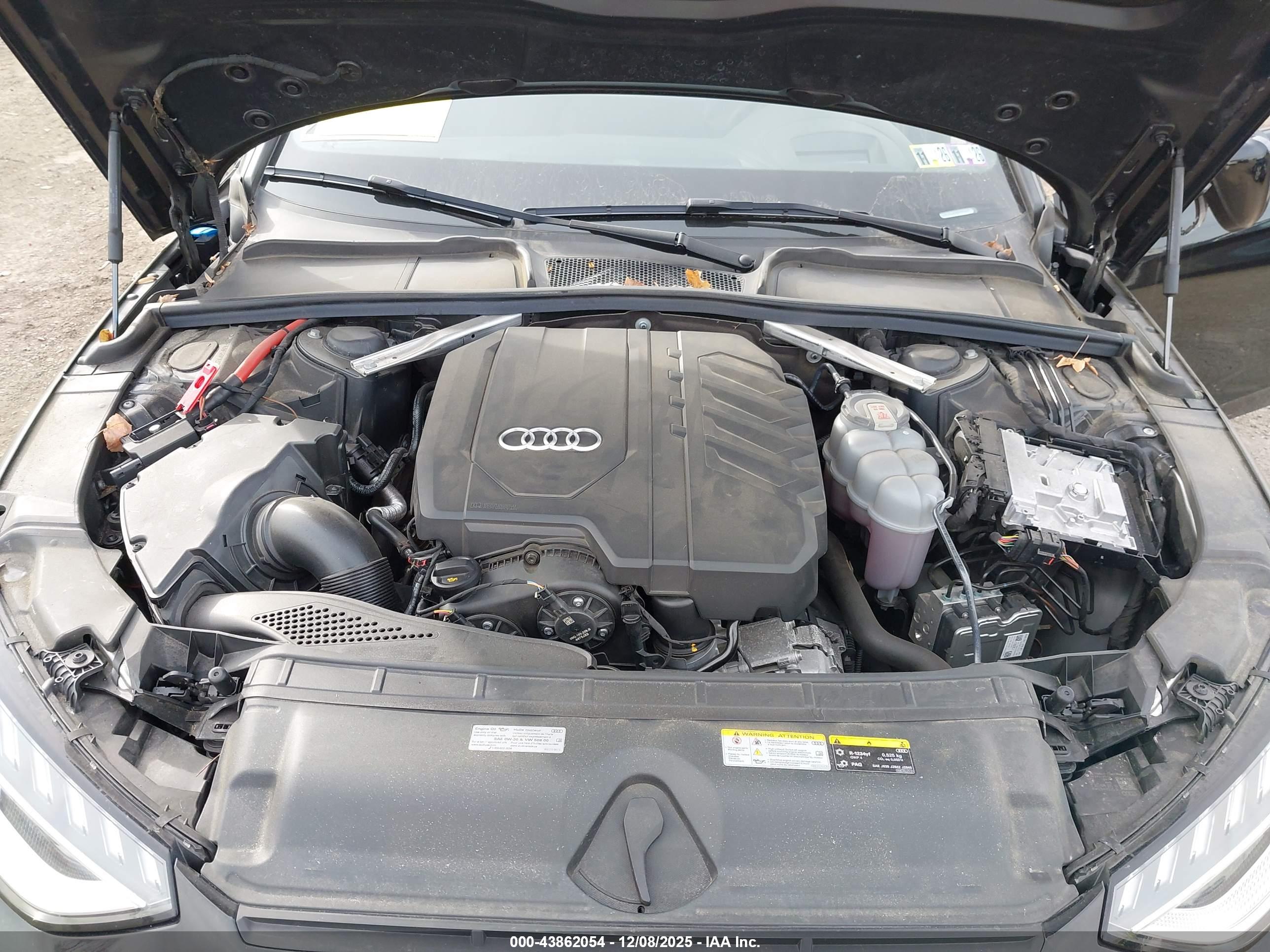 AUDI A4 image 10