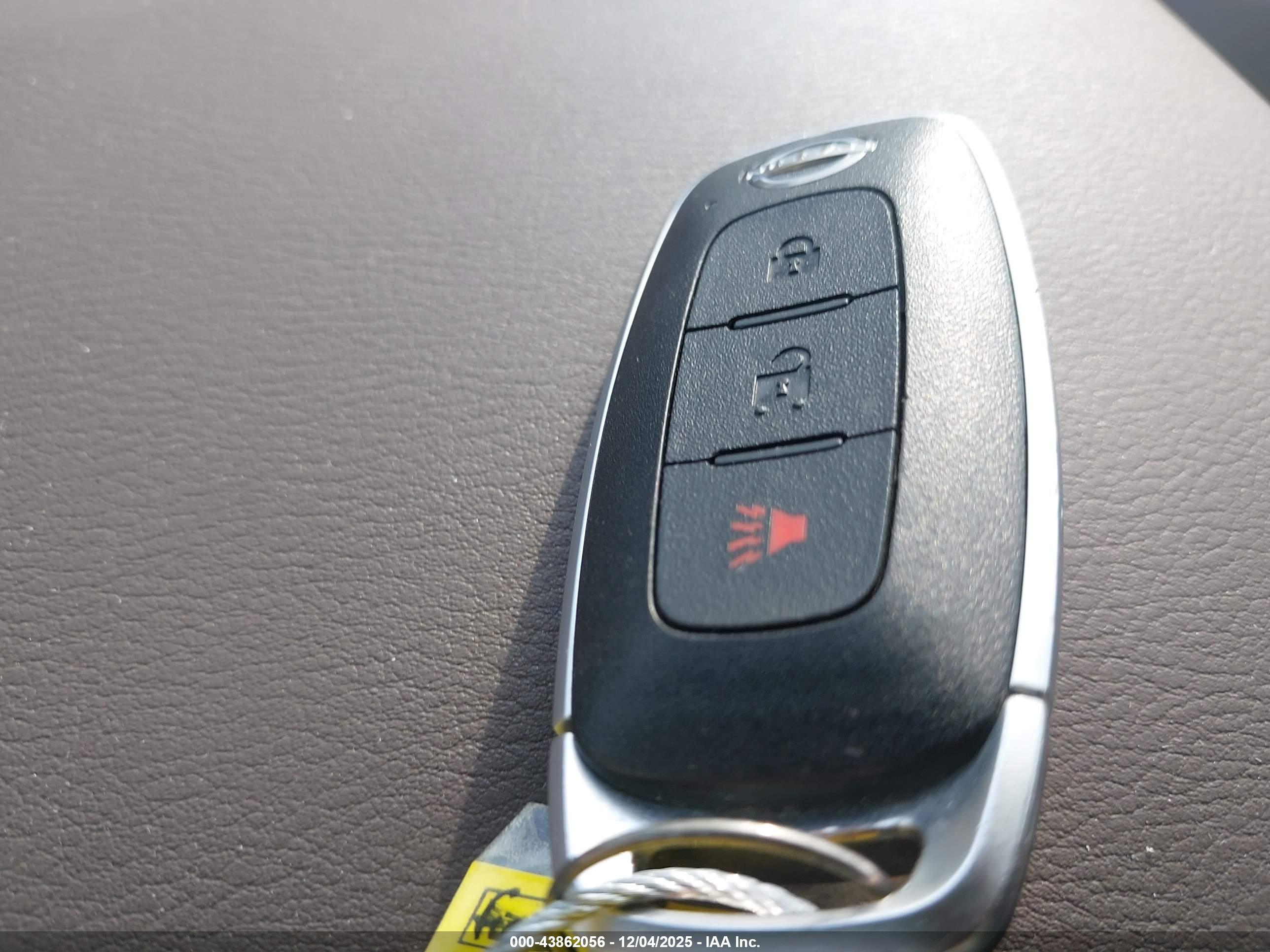 NISSAN ROGUE image 11